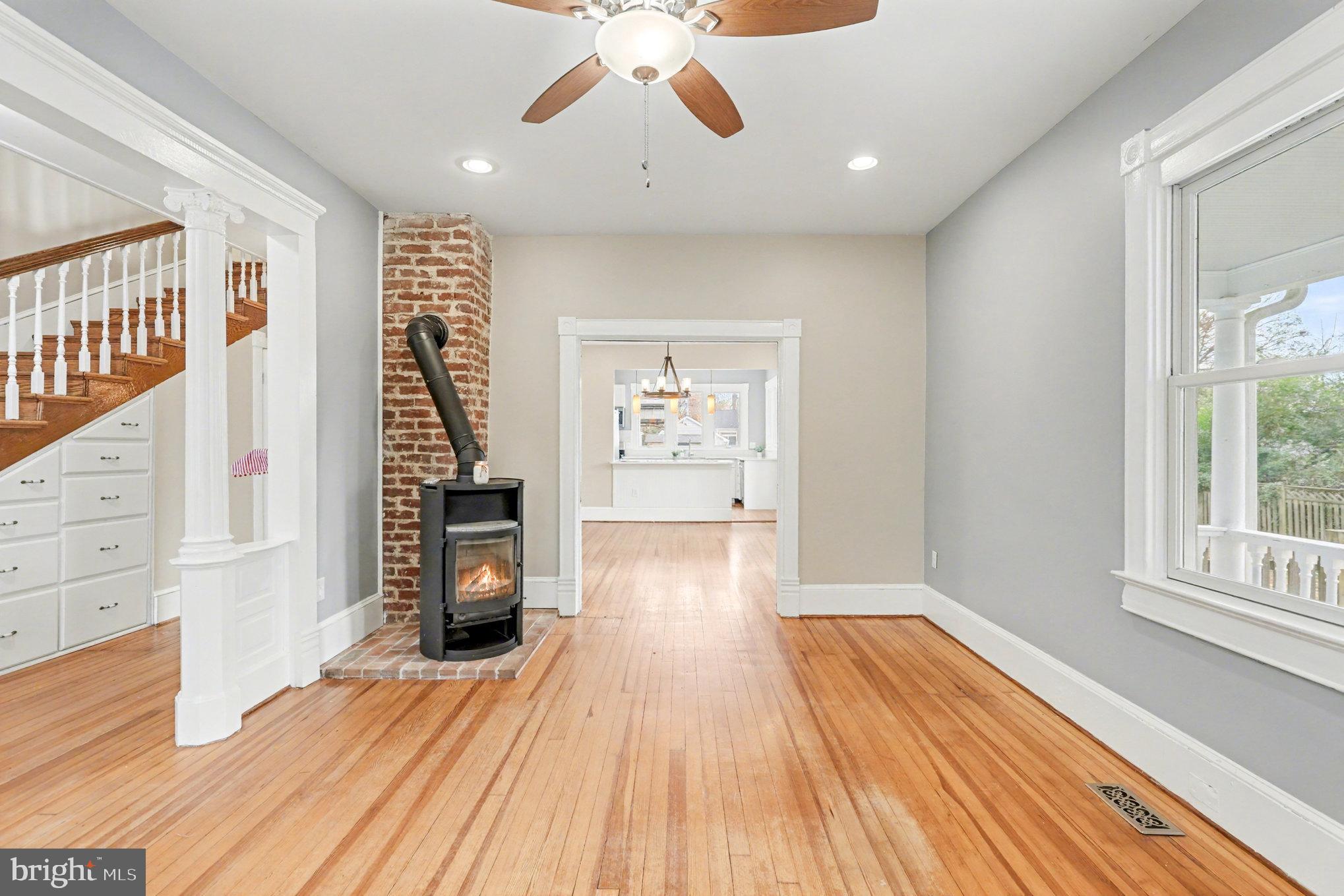 Indian Head, Maryland, 20640, United States, 5 Bedrooms Bedrooms, ,3 BathroomsBathrooms,Residential,For Sale,1998717