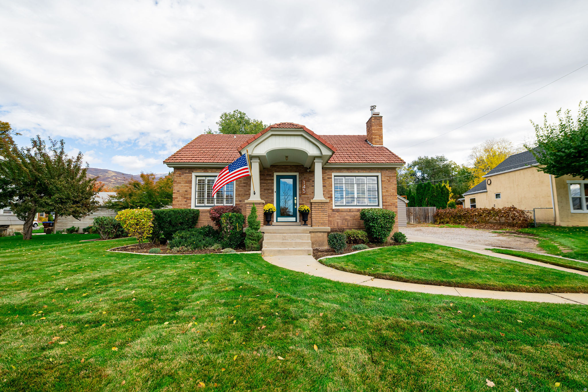 Bountiful, Utah, 84010, United States, 3 Bedrooms Bedrooms, ,2 BathroomsBathrooms,Residential,For Sale,1985173