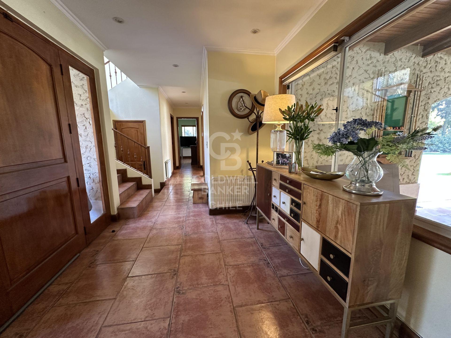 Colina, Chile, 4 Bedrooms Bedrooms, ,4 BathroomsBathrooms,Residential,For Sale,1760633