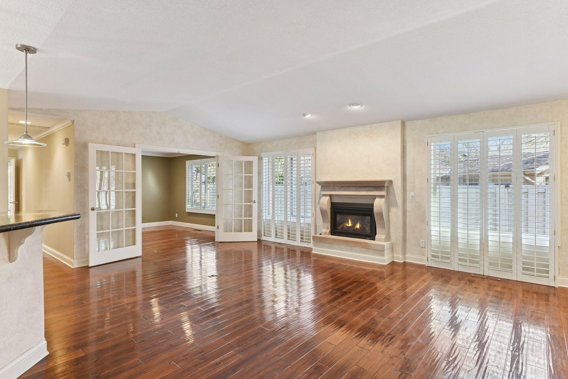 Plymouth, Minnesota, 55447, United States, 2 Bedrooms Bedrooms, ,1 BathroomBathrooms,Residential,For Sale,1995695