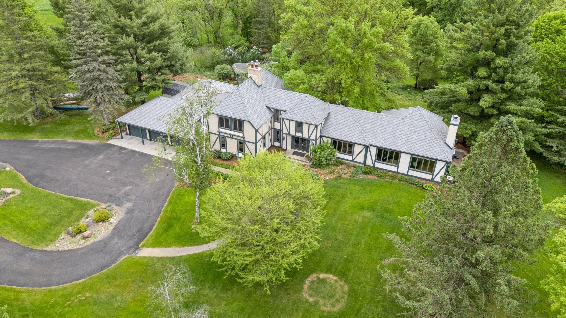 Rochester Twp, Minnesota, 55902, United States, 5 Bedrooms Bedrooms, ,2 BathroomsBathrooms,Residential,For Sale,1838930
