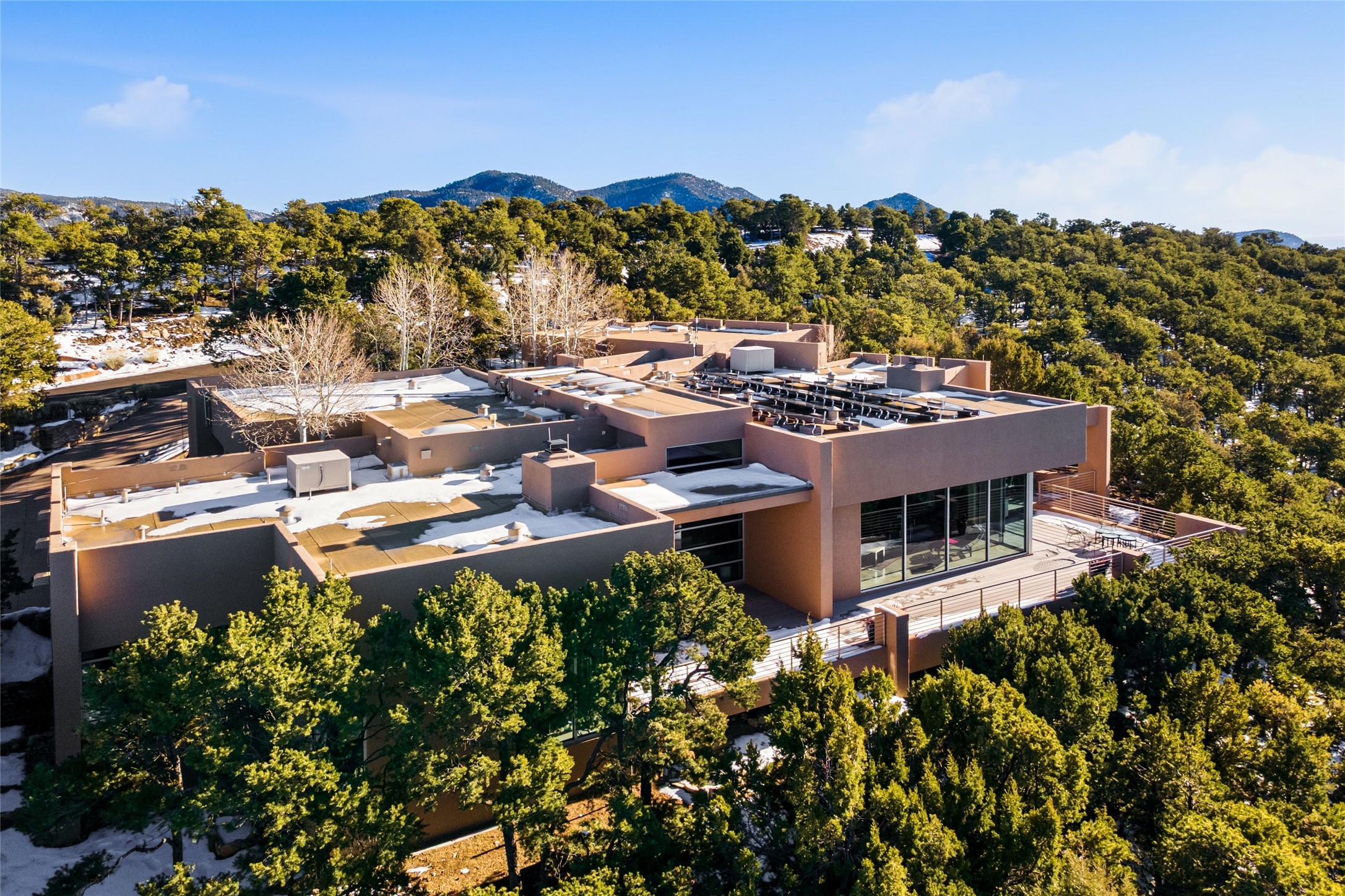  1135 S Summit Drive - 物件實景