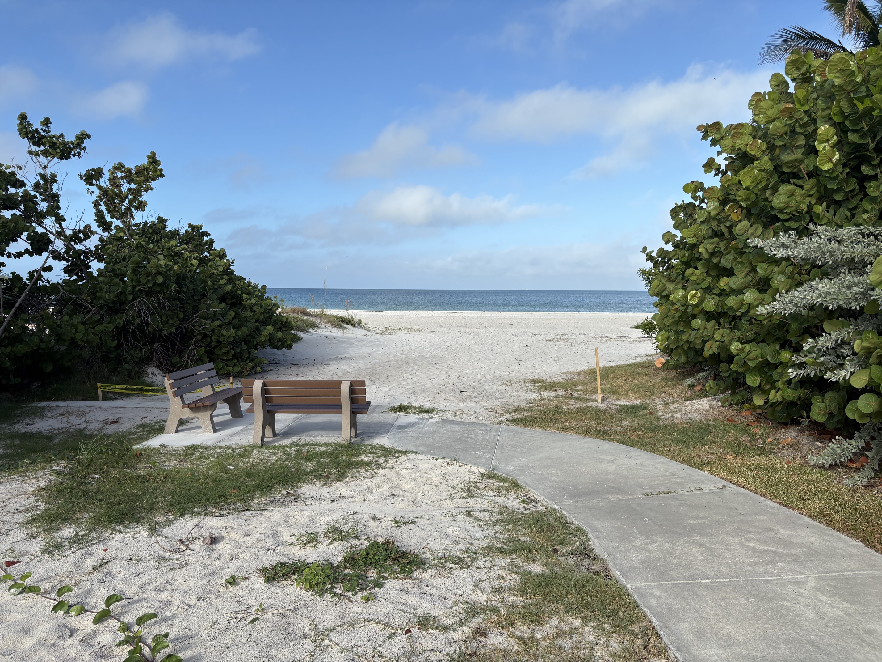 Clearwater Beach, Florida, 33767, United States, 2 Bedrooms Bedrooms, ,2 BathroomsBathrooms,Residential,For Sale,1981499