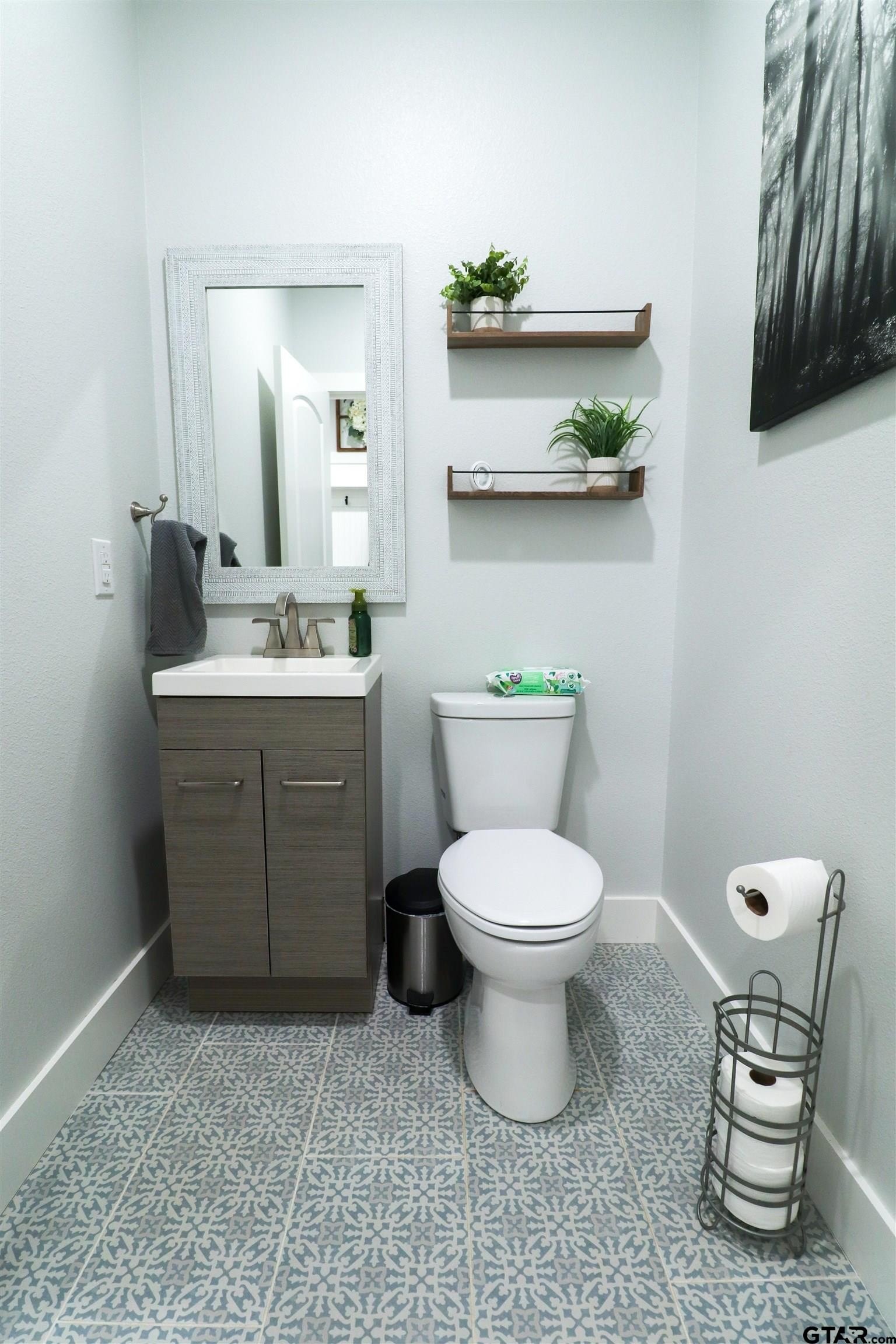 Pittsburg, Texas, 75686, United States, 4 Bedrooms Bedrooms, ,3 BathroomsBathrooms,Residential,For Sale,1943296