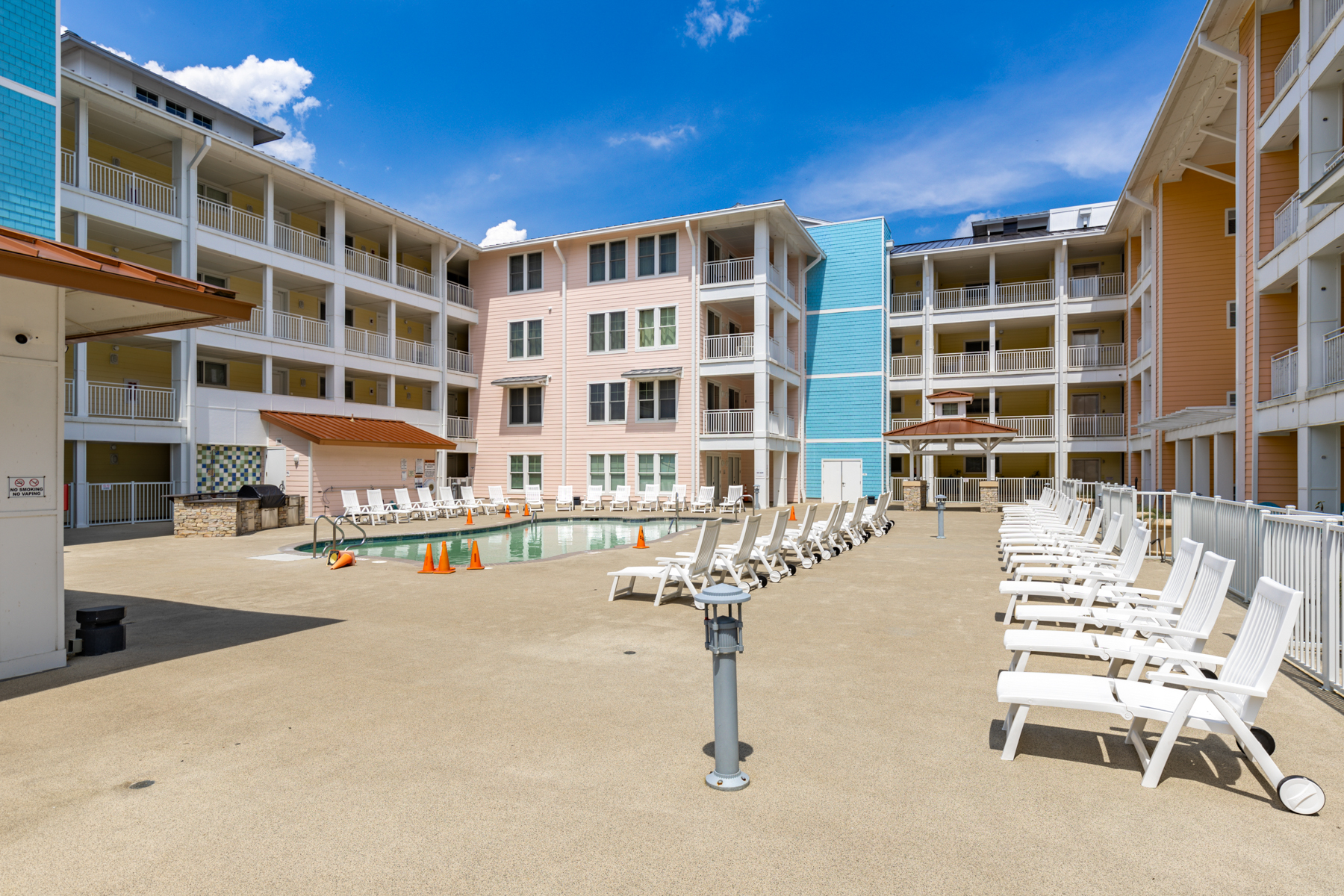  3738 Sandpiper Road, Virginia Beach, VA, 23456 - 物件實景