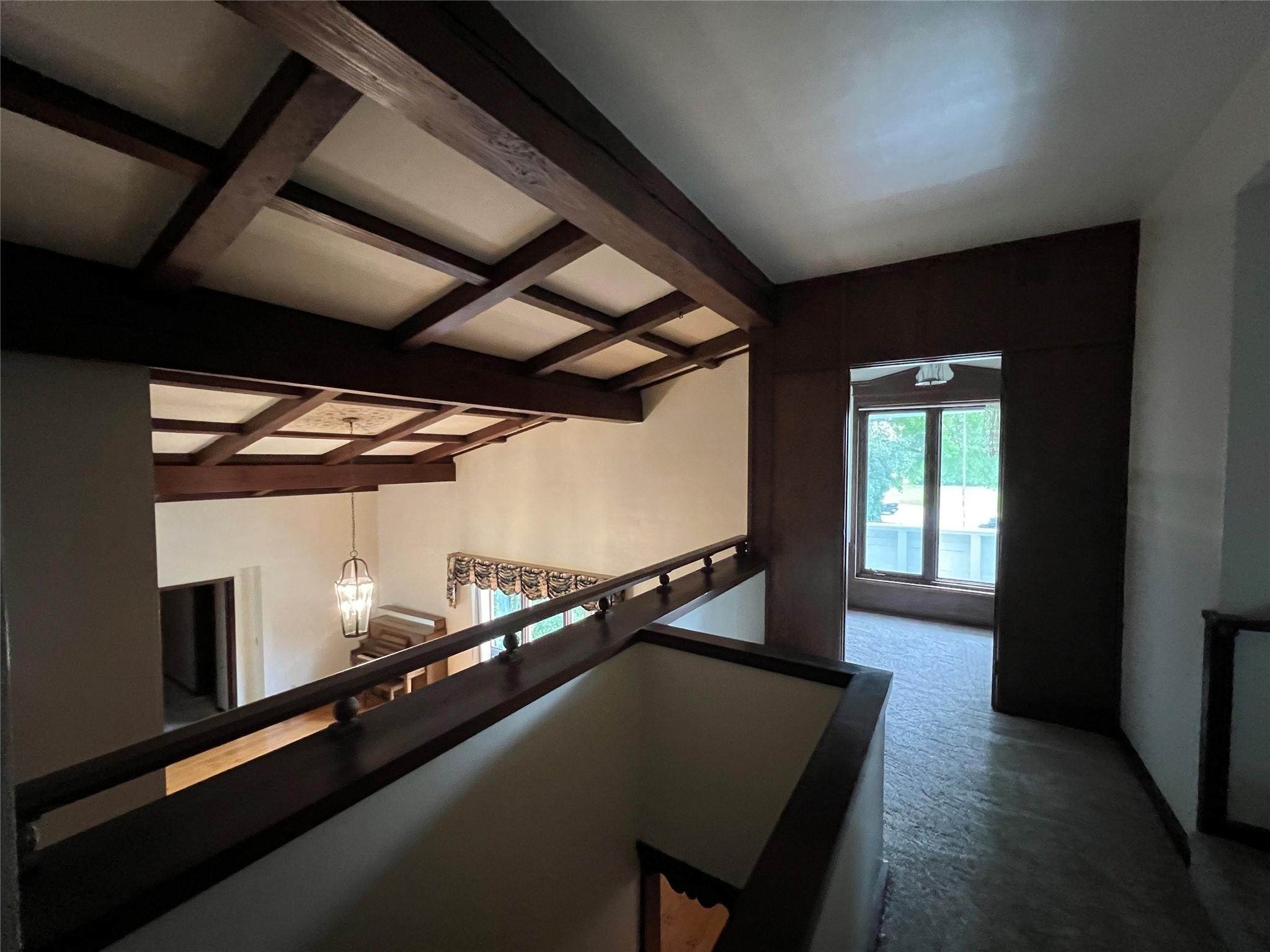 Pella, Iowa, 50219, United States, 3 Bedrooms Bedrooms, ,4 BathroomsBathrooms,Residential,For Sale,1879100