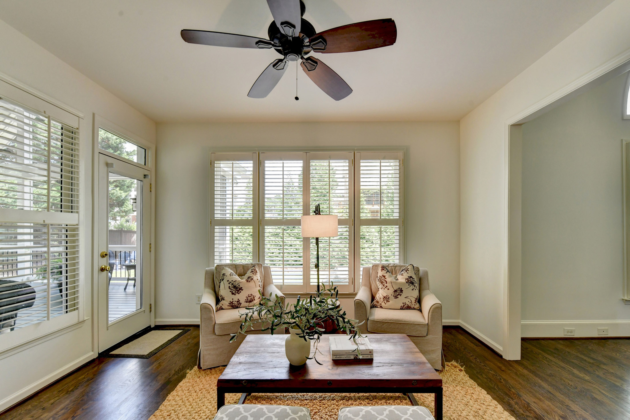  Stunning, Fully Renovated Glen Abbey Home Nestled in the Heart of Alpharetta - 物件實景