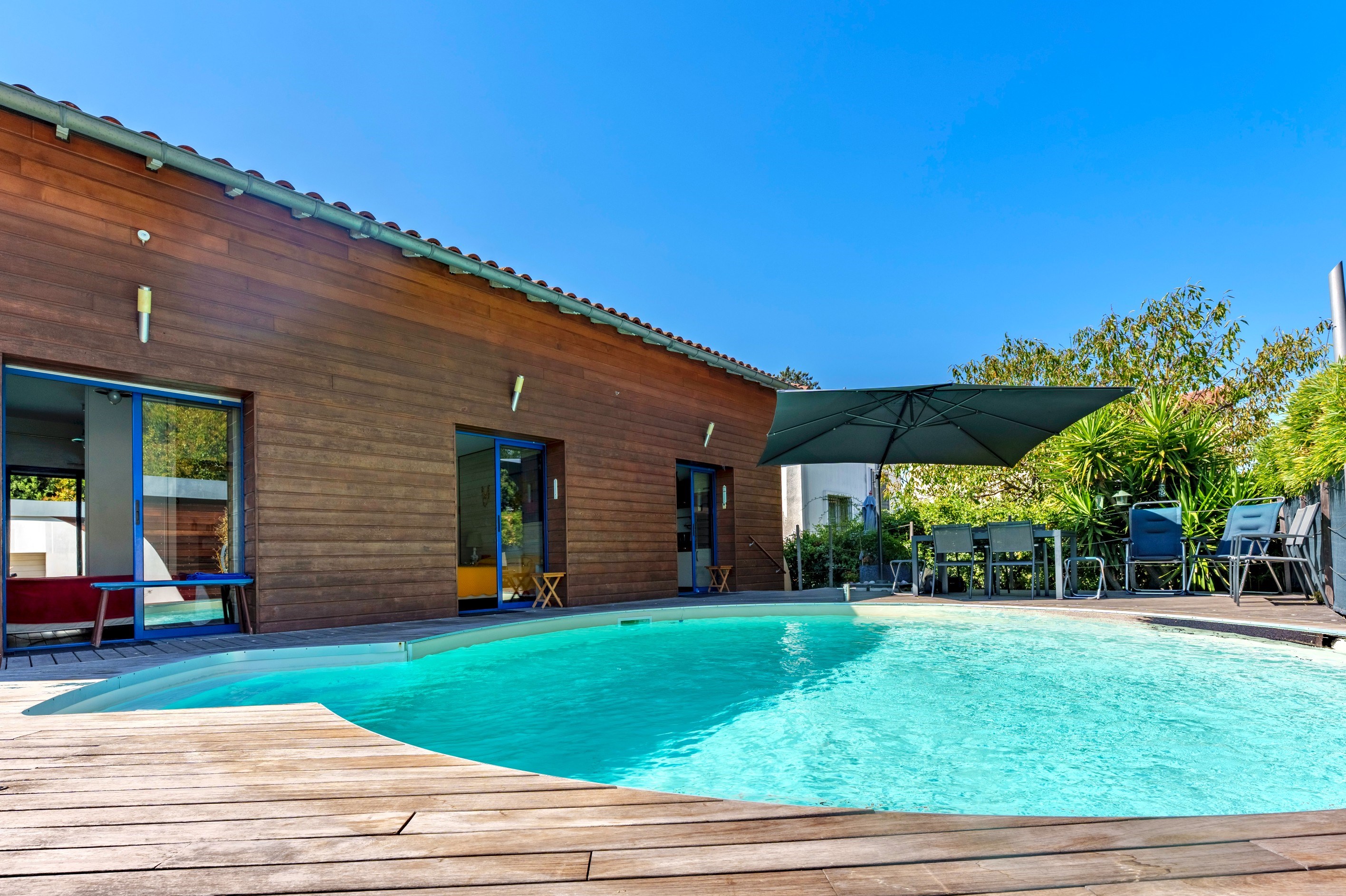  Architect-designed villa with a “seaside” feel, featuring a pool and a separate… - 物件實景