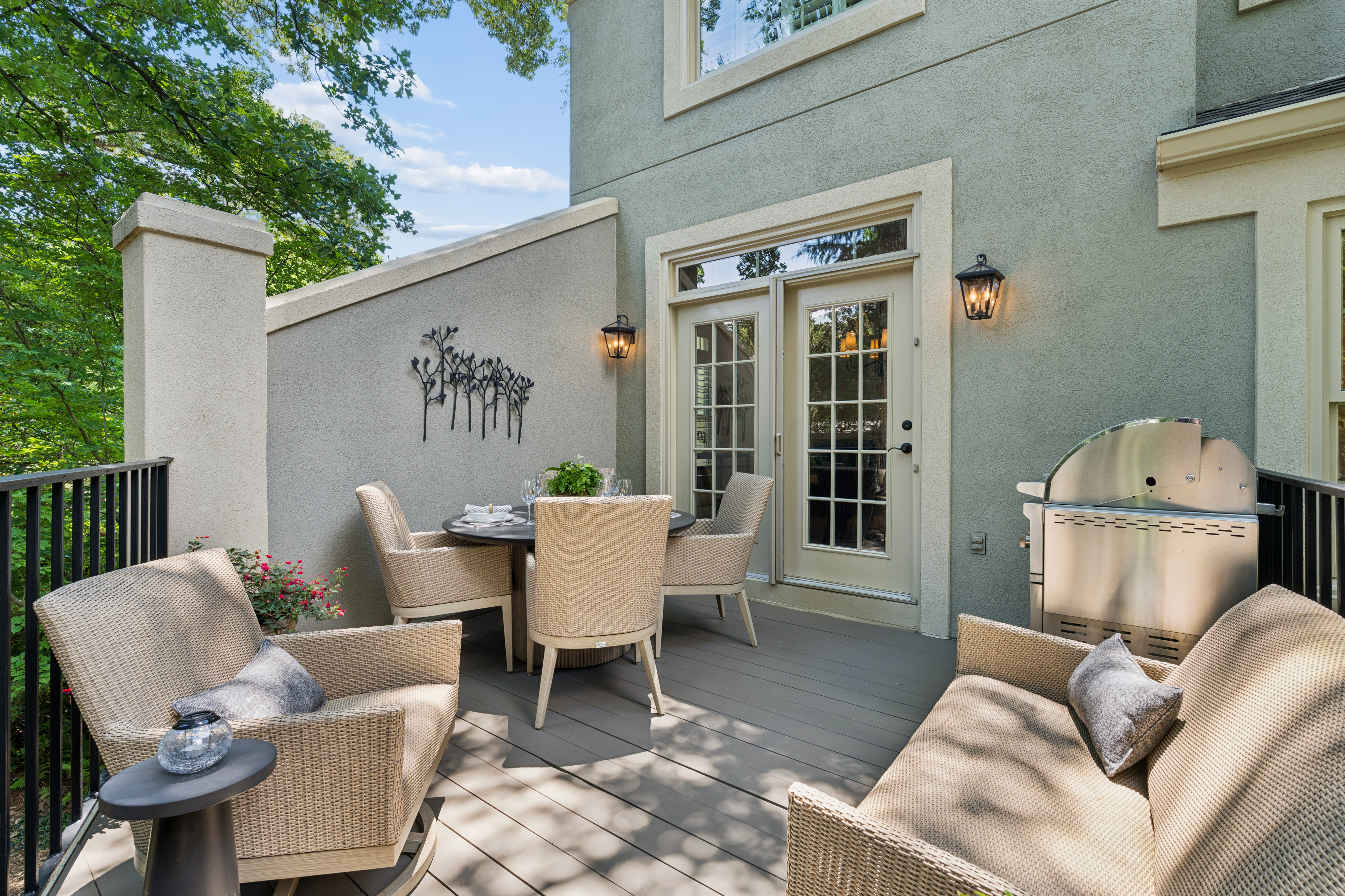  Carefully Curated End Unit Townhome in the Heart of Brookhaven - 物件實景