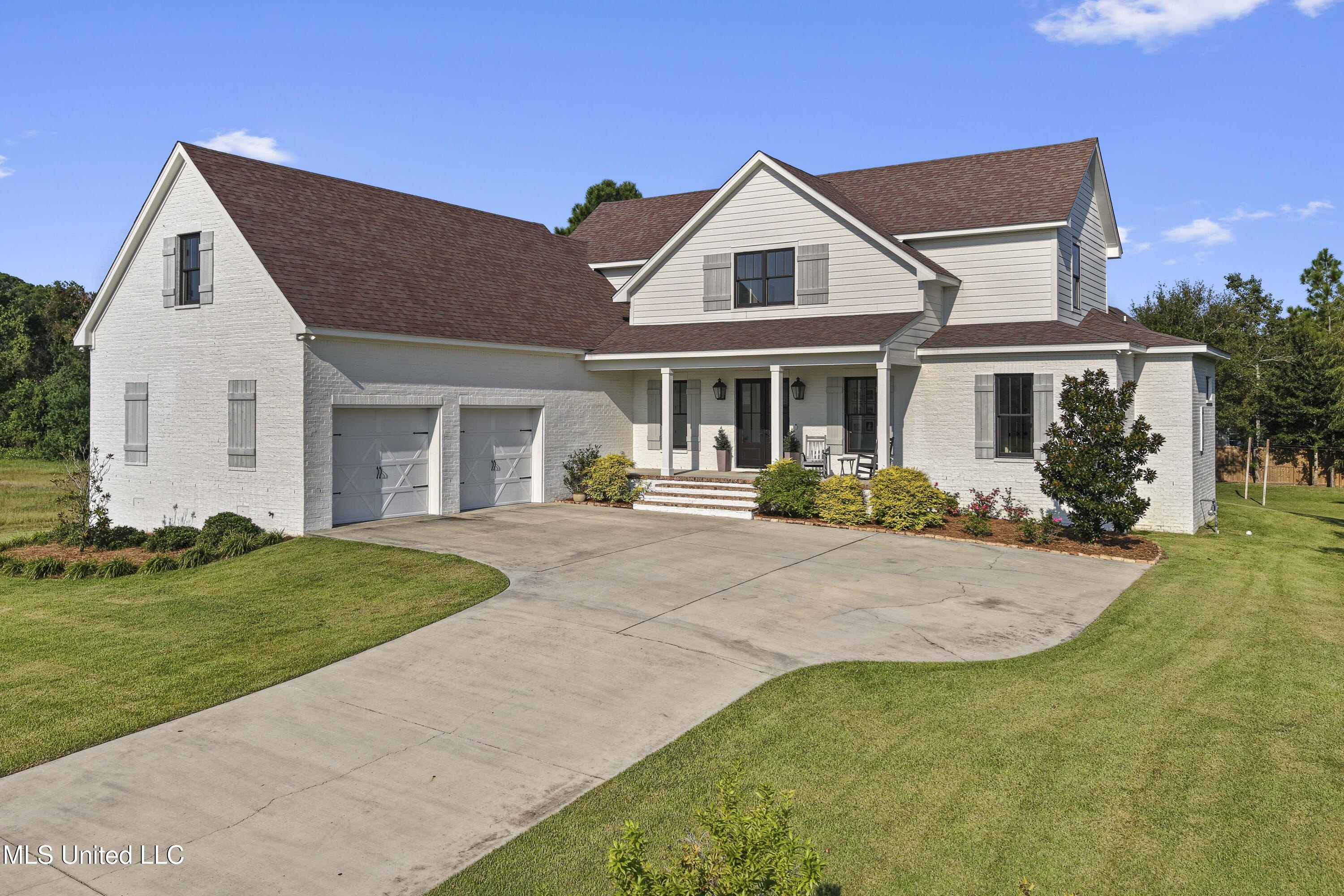 Biloxi, Mississippi, 39531, United States, 4 Bedrooms Bedrooms, ,4 BathroomsBathrooms,Residential,For Sale,1978703