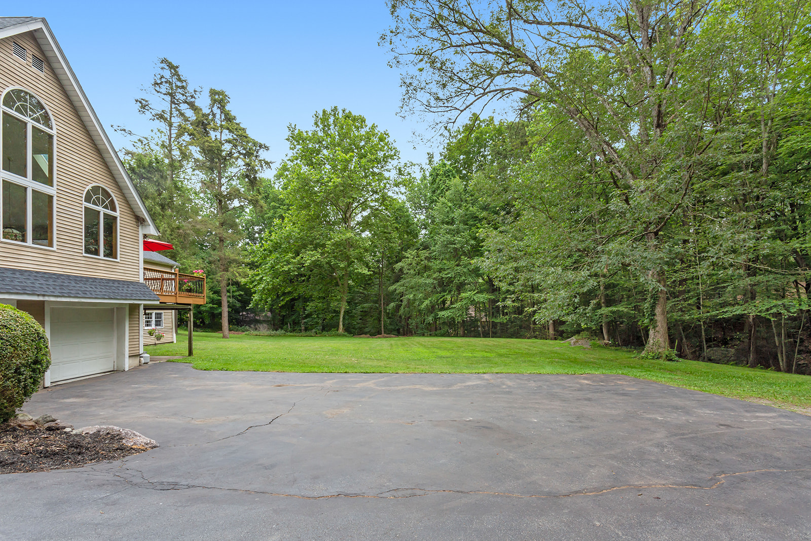 Ringwood, New Jersey, 07456, United States, 7 Bedrooms Bedrooms, ,4 BathroomsBathrooms,Residential,For Sale,1943457