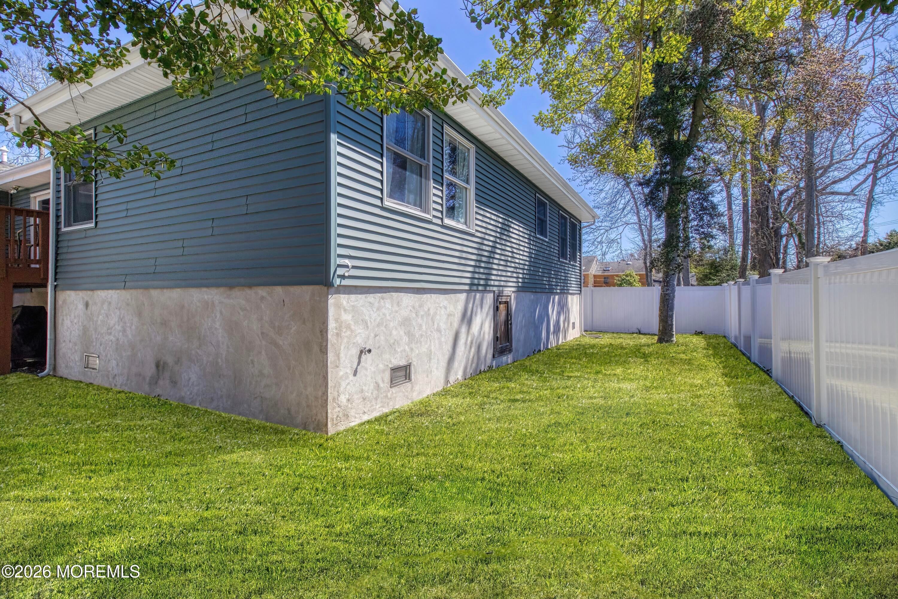Brick, New Jersey, 08723, United States, 5 Bedrooms Bedrooms, ,2 BathroomsBathrooms,Residential,For Sale,2036469