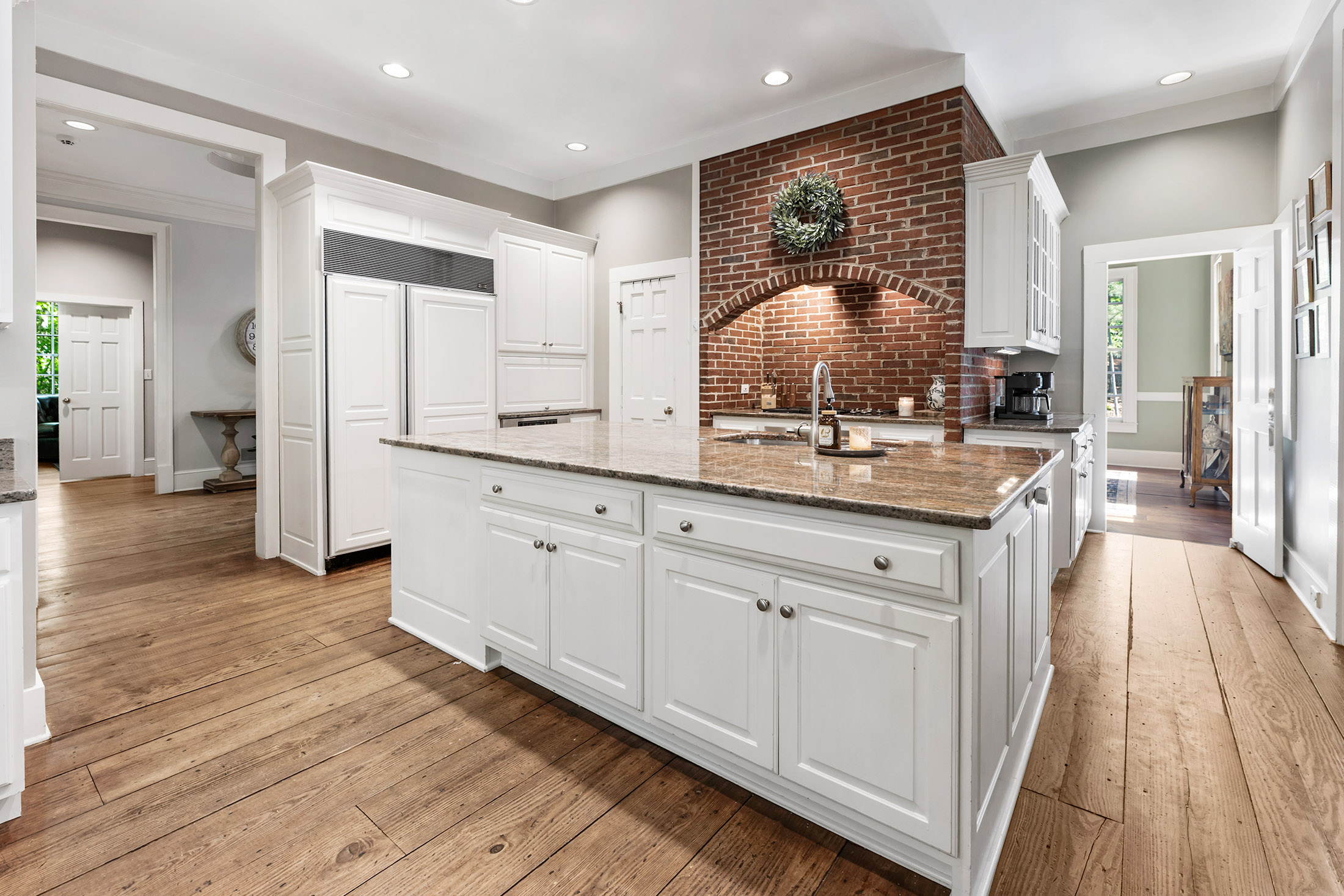  Timeless Colonial-Style Estate Near Historic Roswell - 物件實景