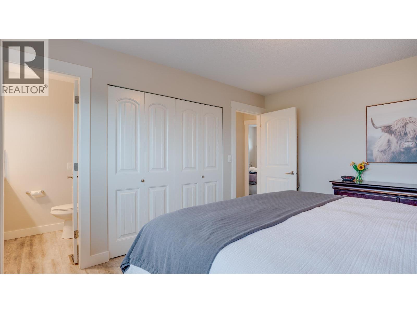 ARMSTRONG, British Columbia, V4Y 0B3, CA, 4 Bedrooms Bedrooms, ,2 BathroomsBathrooms,Residential,For Sale,1950406