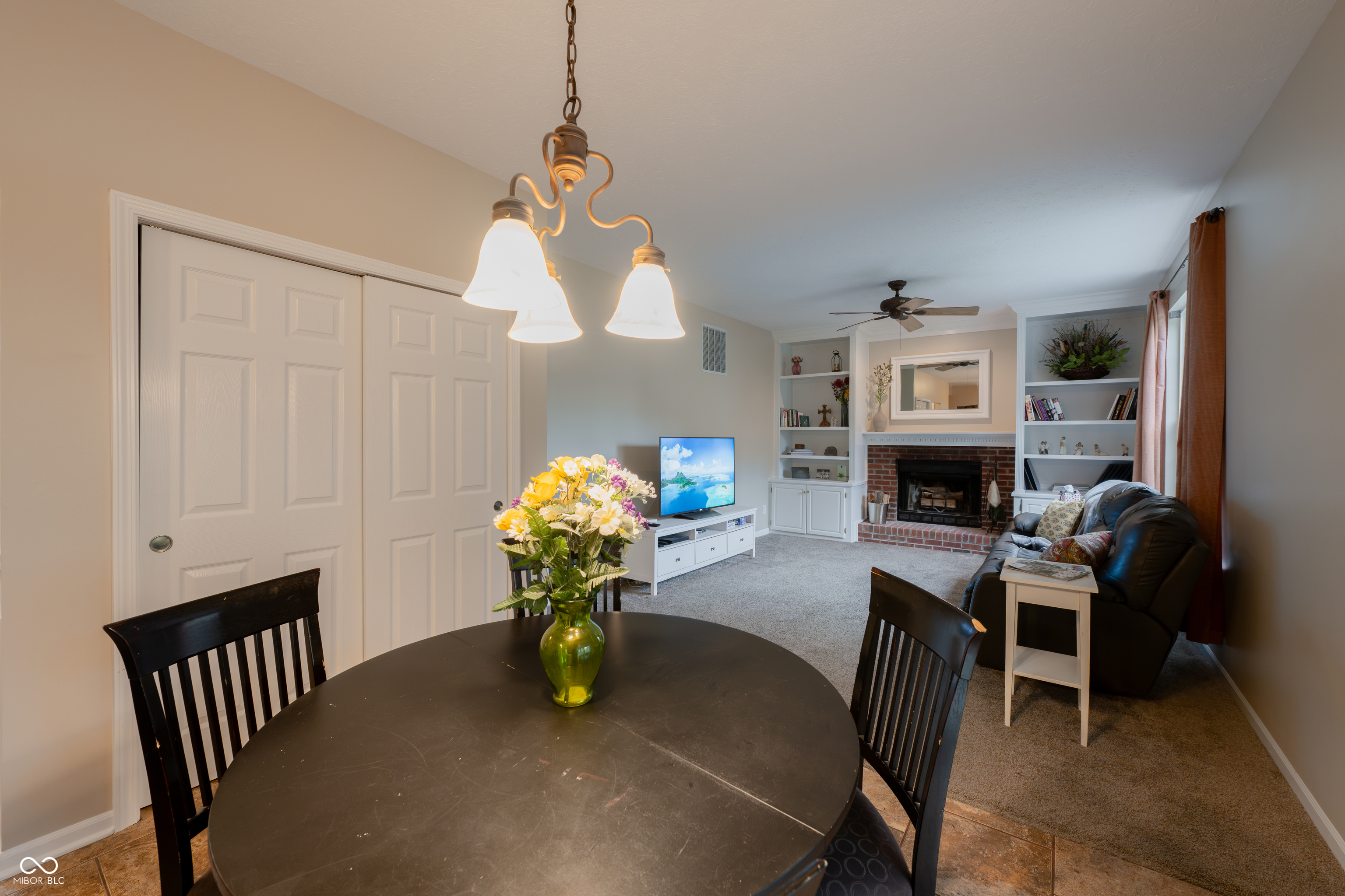 Carmel, Indiana, 46033, United States, 4 Bedrooms Bedrooms, ,4 BathroomsBathrooms,Residential,For Sale,1975371