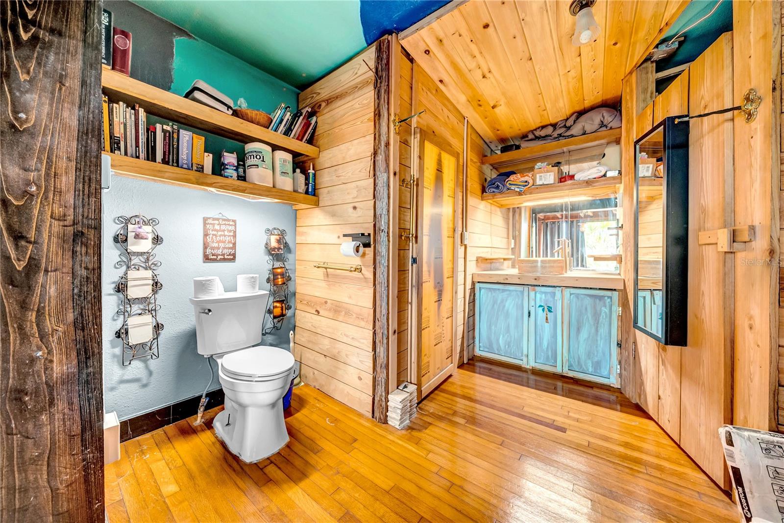 Redington Beach, Florida, 33708, United States, 2 Bedrooms Bedrooms, ,2 BathroomsBathrooms,Residential,For Sale,1978870