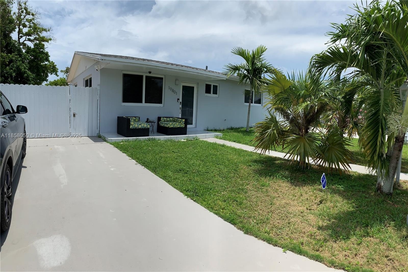 Miami, Florida, 33157, United States, 2 Bedrooms Bedrooms, ,2 BathroomsBathrooms,Residential,For Sale,1916228