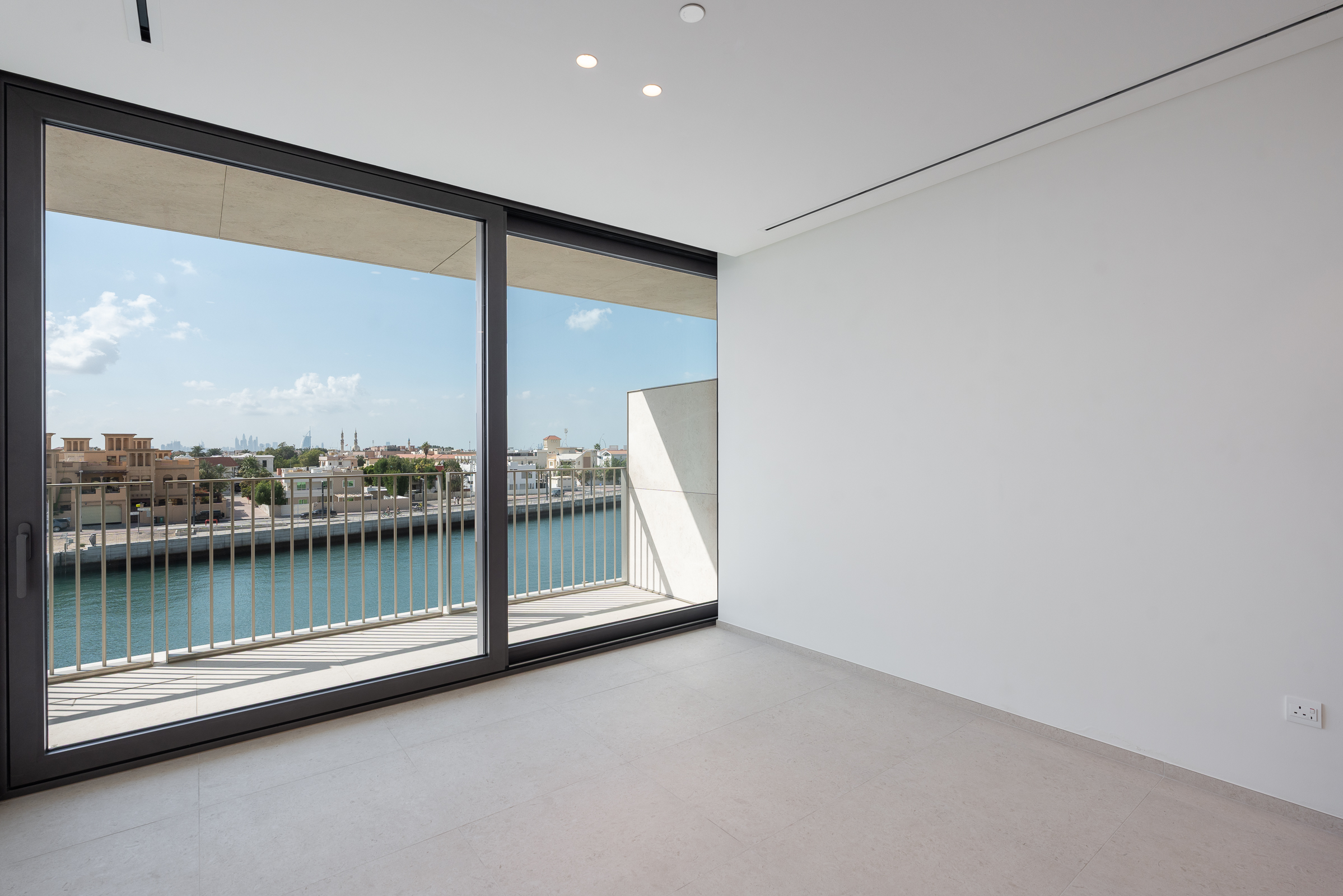  Exclusive Resale Apartment with Canal Views - 物件實景