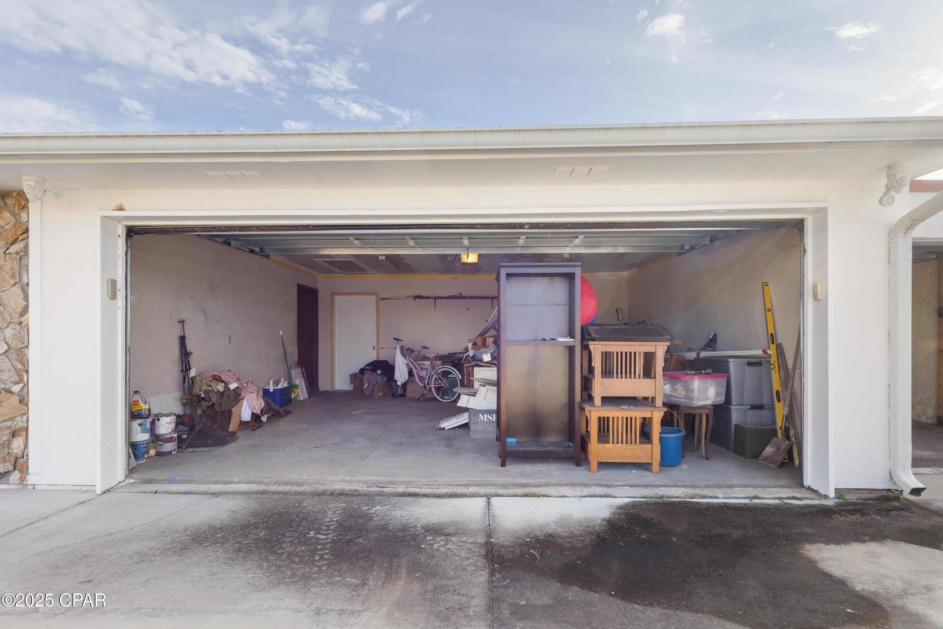 Panama City, Florida, 32405, United States, 4 Bedrooms Bedrooms, ,3 BathroomsBathrooms,Residential,For Sale,1942576