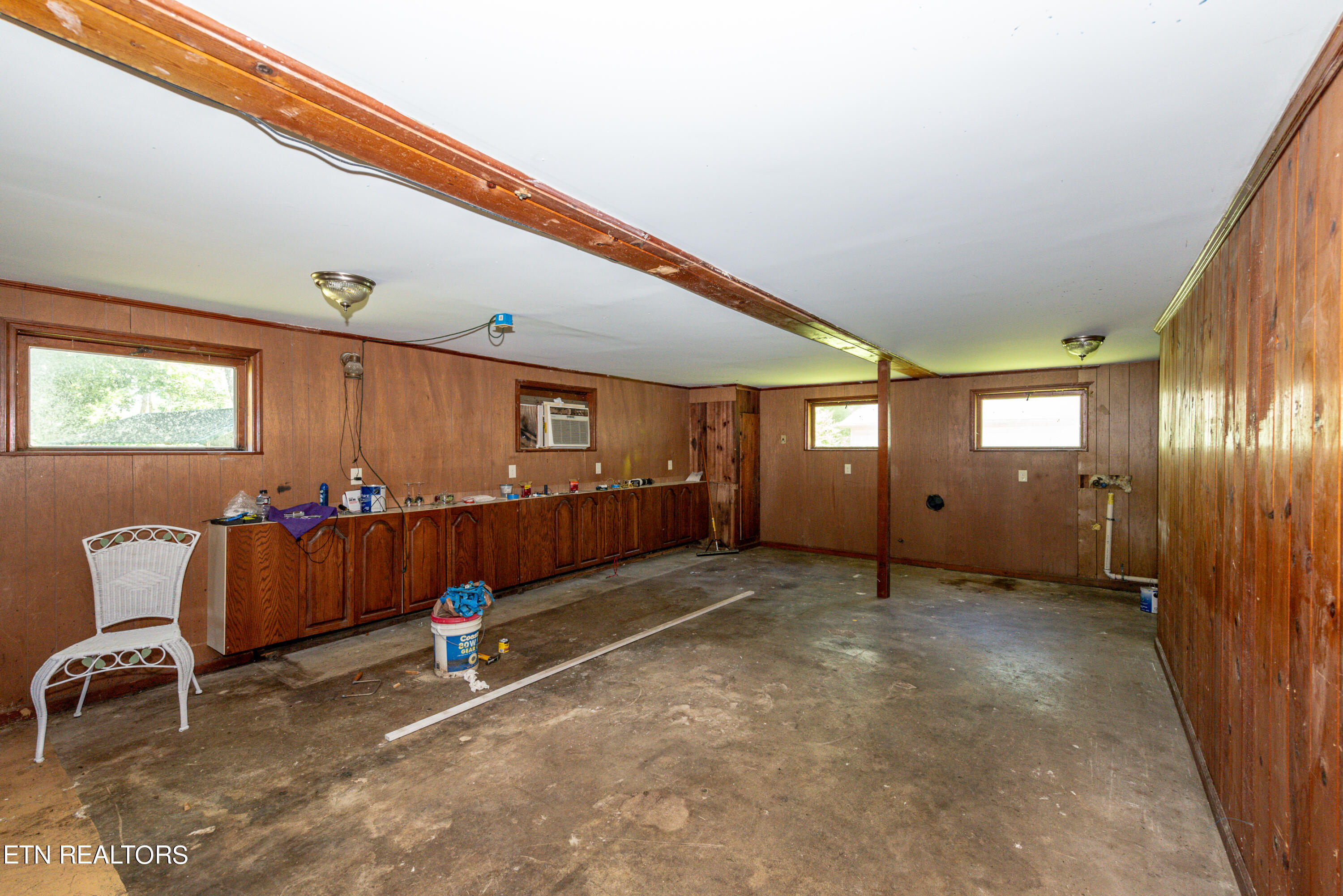 Townsend, Tennessee, 37882, United States, 3 Bedrooms Bedrooms, ,2 BathroomsBathrooms,Residential,For Sale,1984041