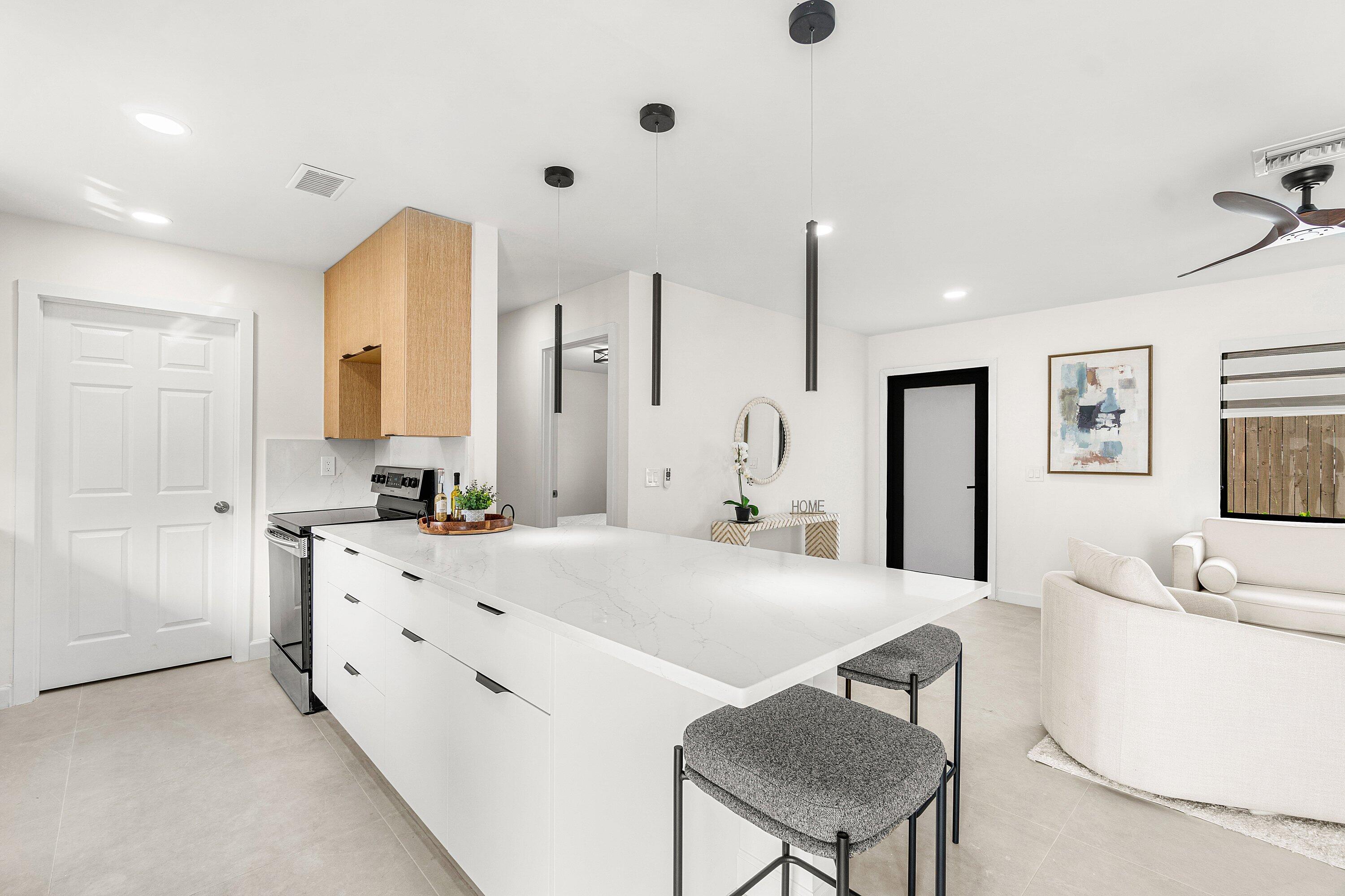 Delray Beach, Florida, 33483, United States, 4 Bedrooms Bedrooms, ,2 BathroomsBathrooms,Residential,For Sale,1987972