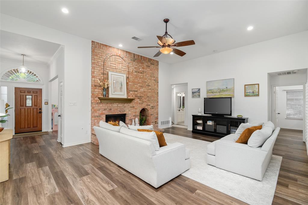 Allen, Texas, 75013, United States, 4 Bedrooms Bedrooms, ,2 BathroomsBathrooms,Residential,For Sale,2003379