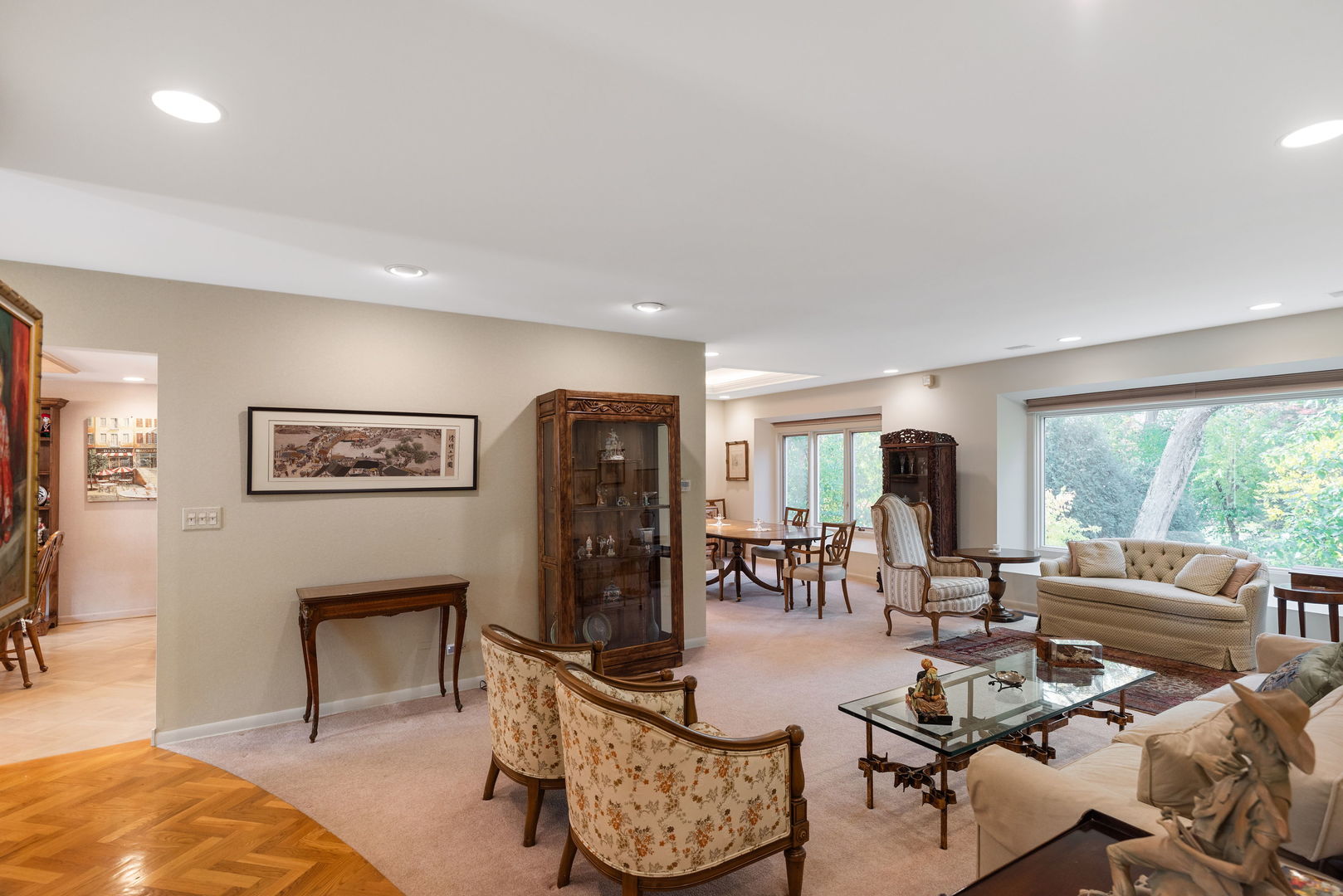 Highland Park, Illinois, 60035, United States, 4 Bedrooms Bedrooms, ,3 BathroomsBathrooms,Residential,For Sale,1989045