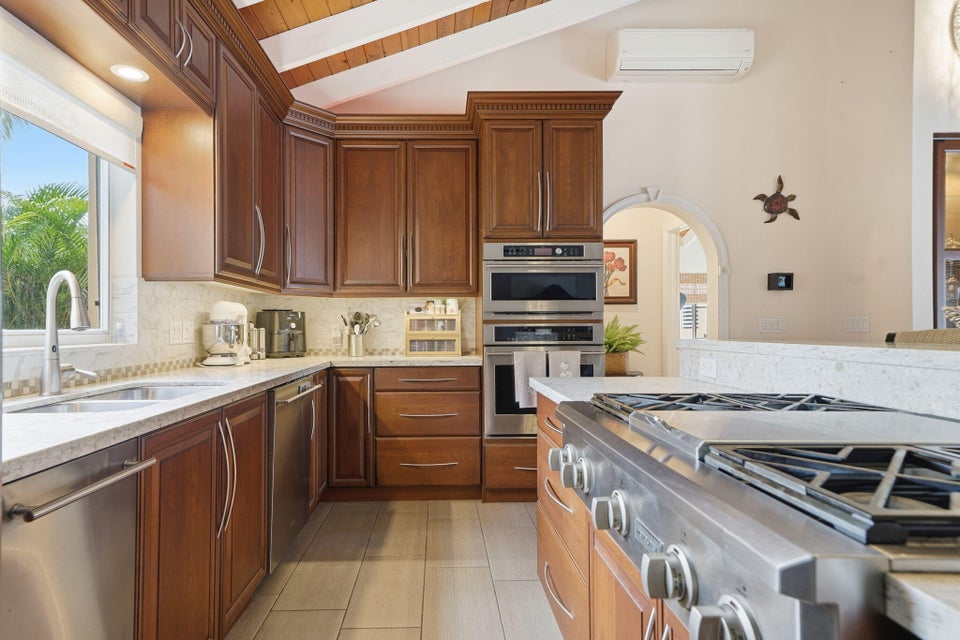 St. Croix, Virgin Islands, 00820, VI, 3 Bedrooms Bedrooms, ,3 BathroomsBathrooms,Residential,For Sale,1992039