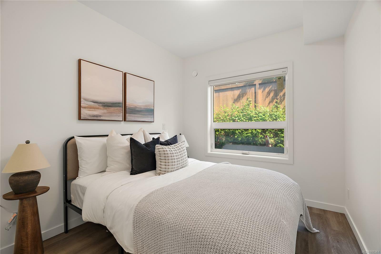 ESQUIMALT, British Columbia, V9A 6A1, CA, 2 Bedrooms Bedrooms, ,Residential,For Sale,1875590