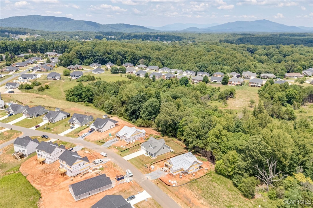 Bedford, Virginia, 24503, United States, 3 Bedrooms Bedrooms, ,3 BathroomsBathrooms,Residential,For Sale,1923891