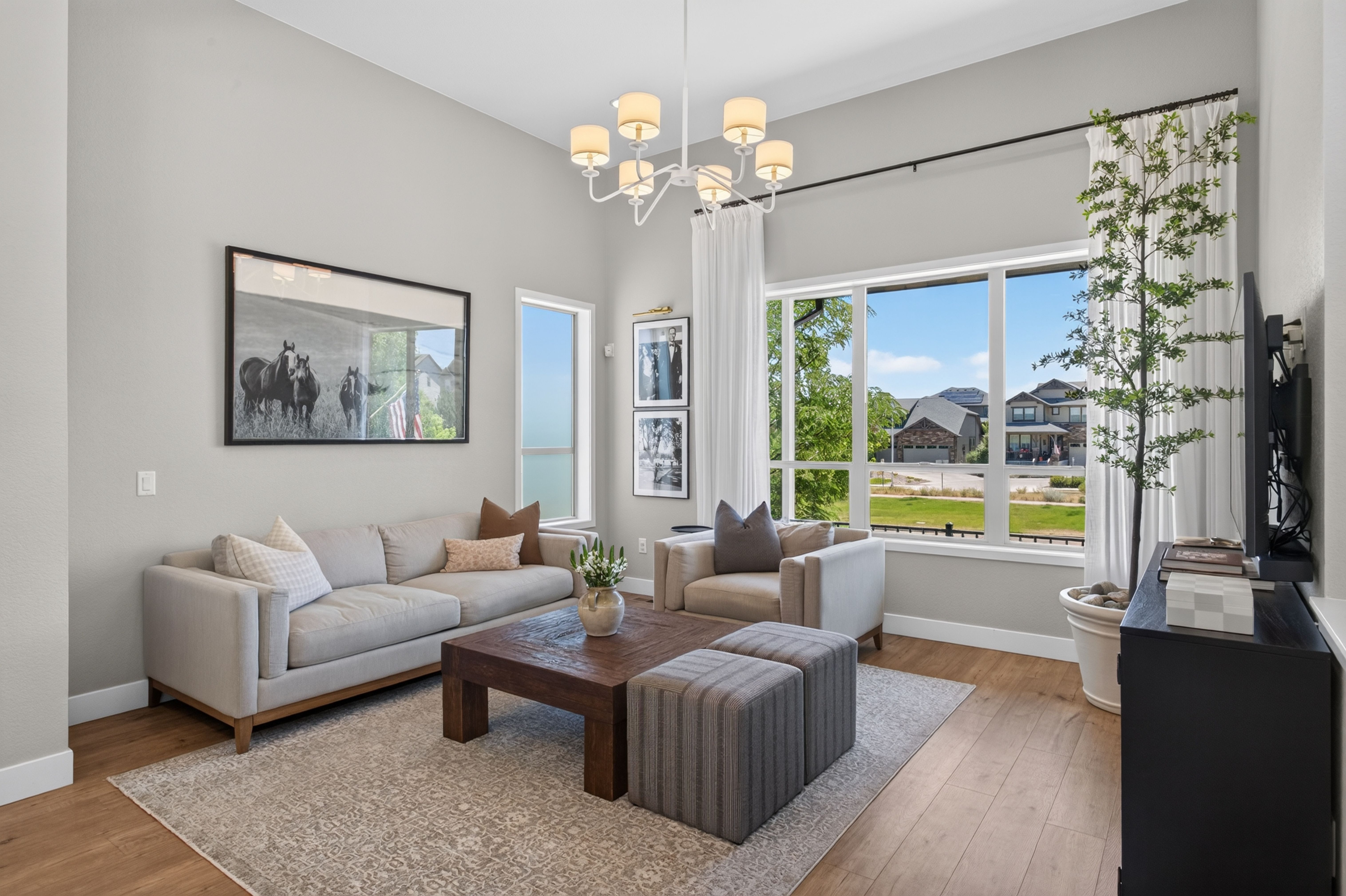  Welcome to Sterling Ranch Modern Open Home with Island Kitchen & Trail Access - 物件實景