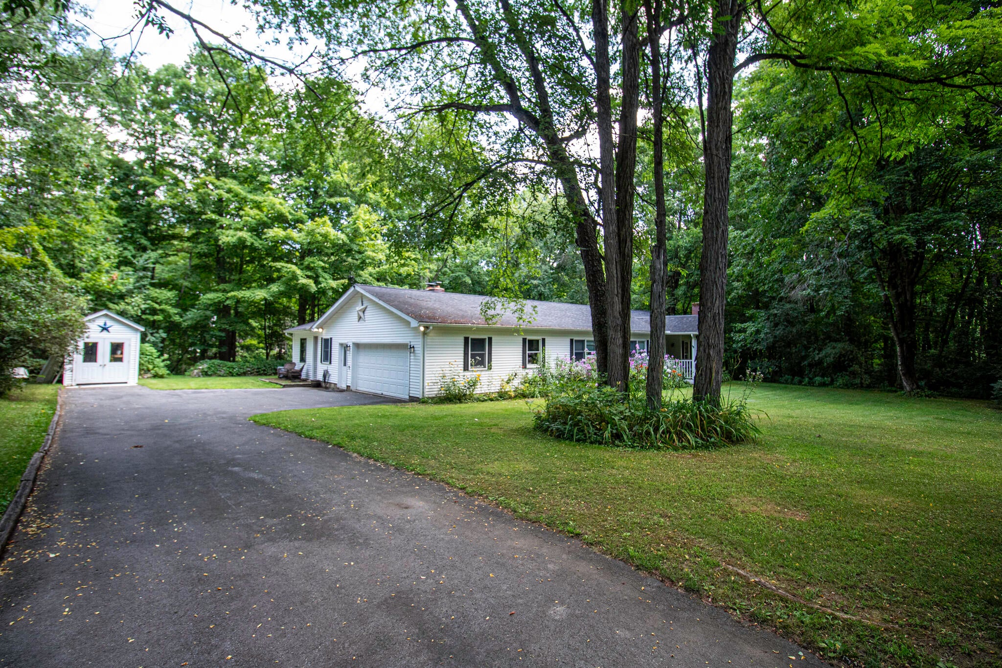 West Chazy, New York, 12992, United States, 3 Bedrooms Bedrooms, ,3 BathroomsBathrooms,Residential,For Sale,1906231