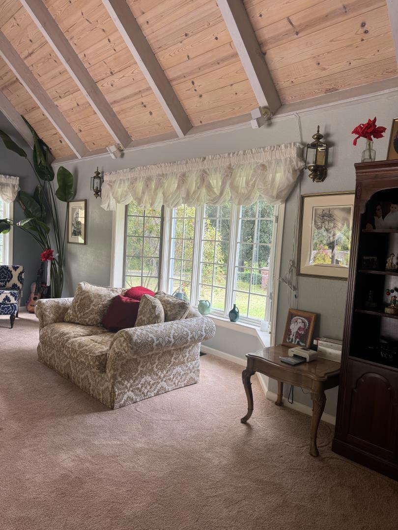 Aromas, California, 95004, United States, 3 Bedrooms Bedrooms, ,3 BathroomsBathrooms,Residential,For Sale,2048722