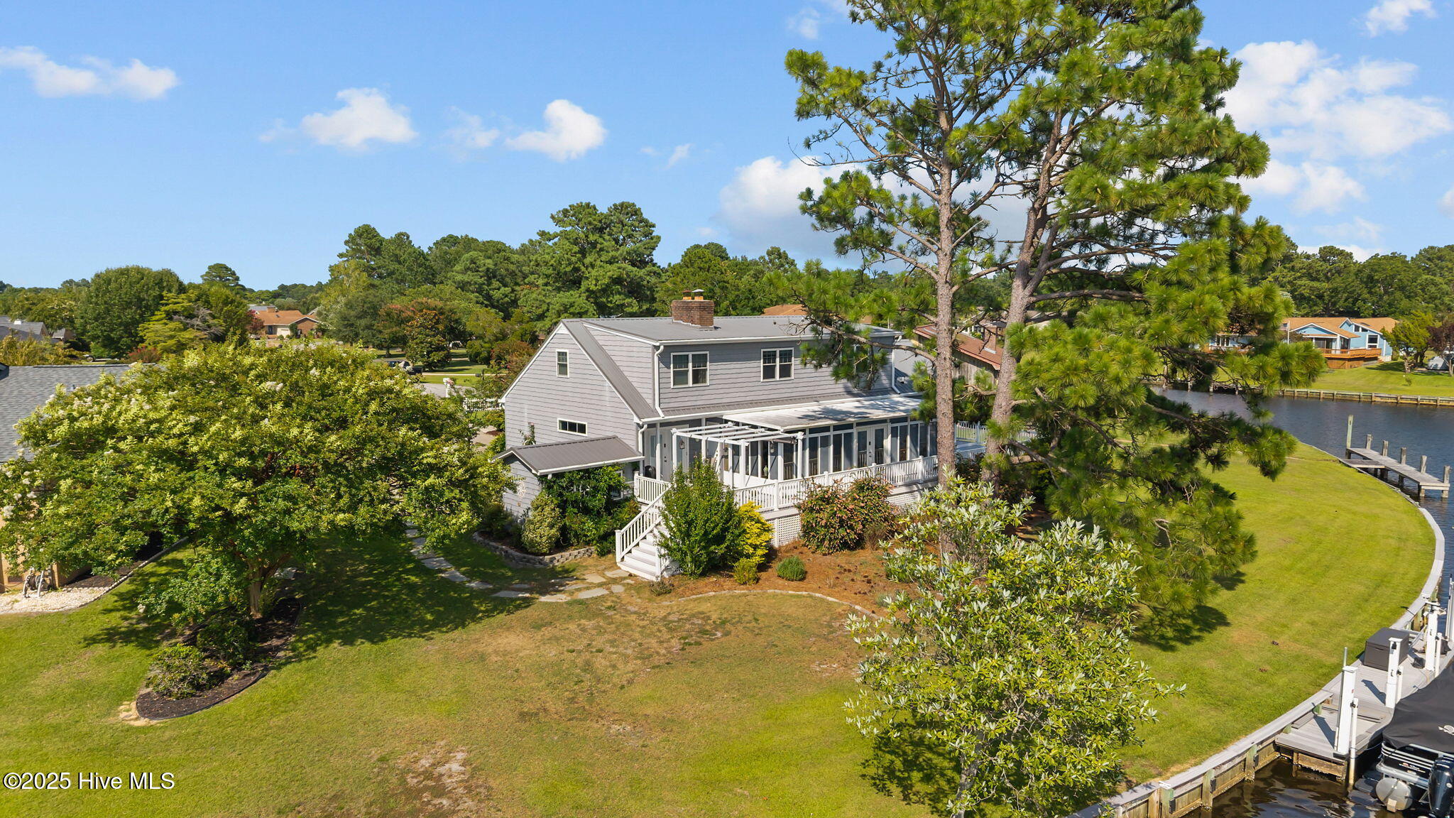 New Bern, North Carolina, 28560, United States, 4 Bedrooms Bedrooms, ,4 BathroomsBathrooms,Residential,For Sale,2009276