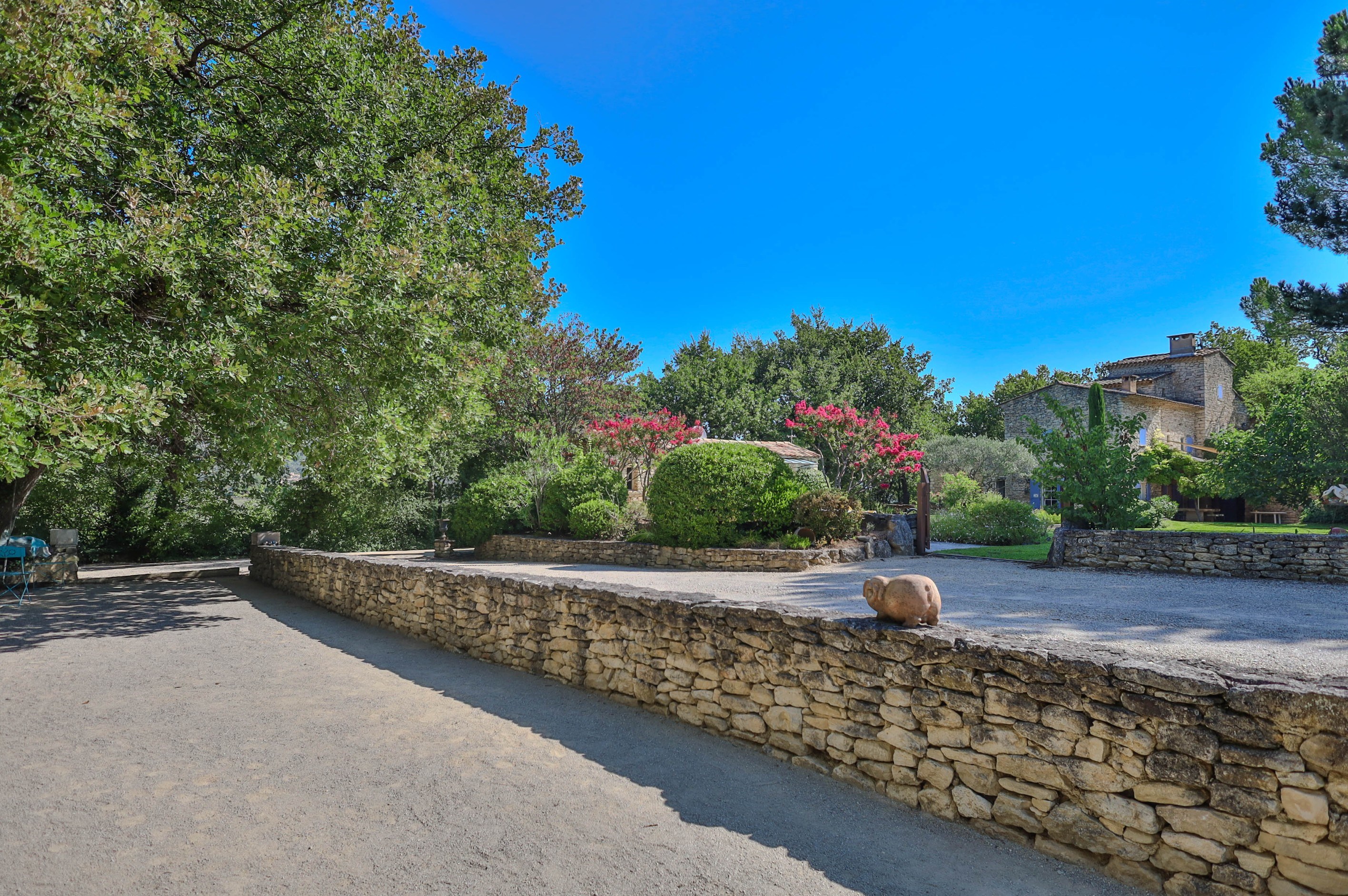  Elegant Provençal Property with Views over Gordes - 物件實景