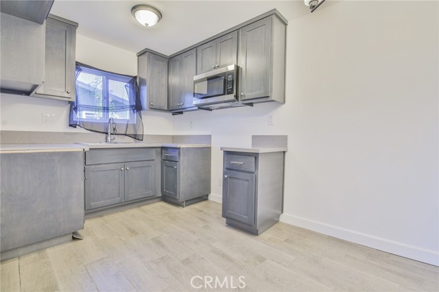 Los Angeles, California, 90061, United States, 2 Bedrooms Bedrooms, ,2 BathroomsBathrooms,Residential,For Sale,1981652