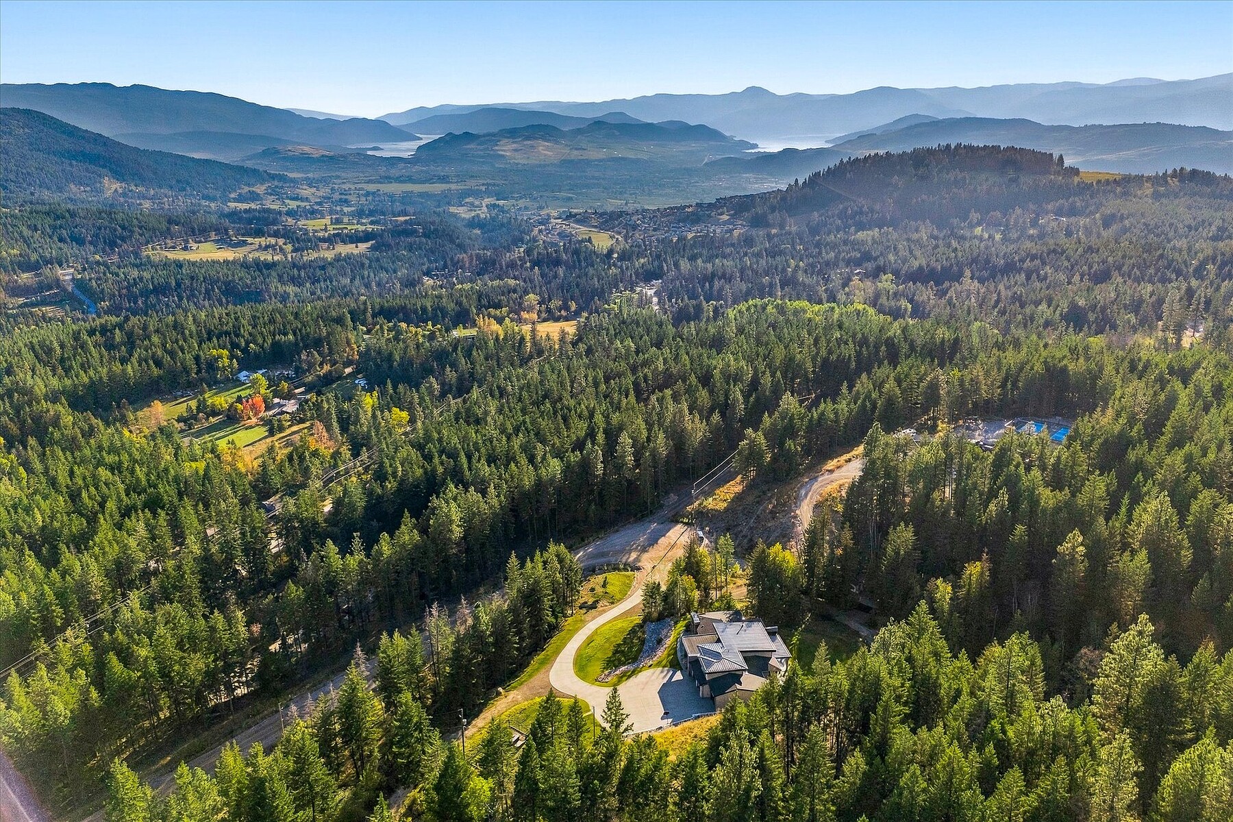  Gorgeous Custom Home - 物件實景
