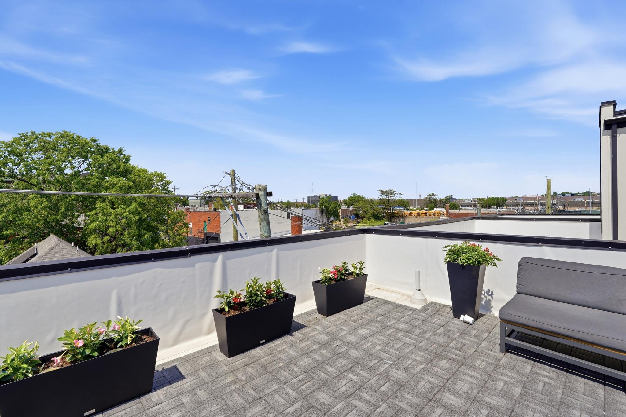  1867 Corcoran Street NE, Washington, DC, 20002 - 物件實景