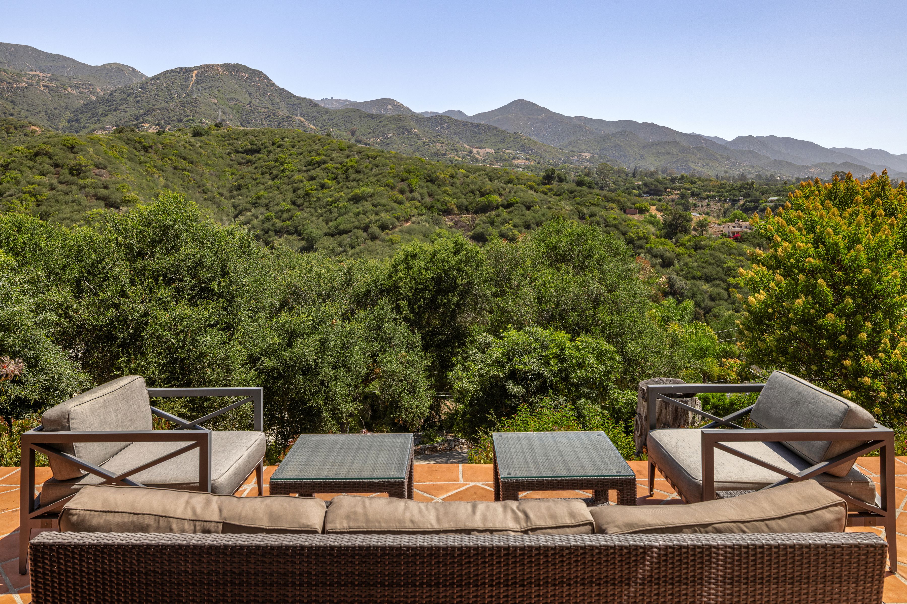  Classic Santa Barbara Home - 物件實景