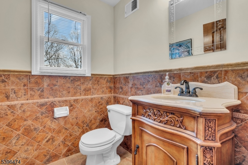 Jefferson Twp., New Jersey, 07849, United States, 3 Bedrooms Bedrooms, ,3 BathroomsBathrooms,Residential,For Sale,1995932