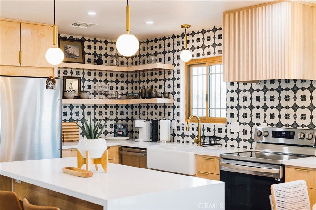 Yucca Valley, California, 92284, United States, 3 Bedrooms Bedrooms, ,2 BathroomsBathrooms,Residential,For Sale,1981322