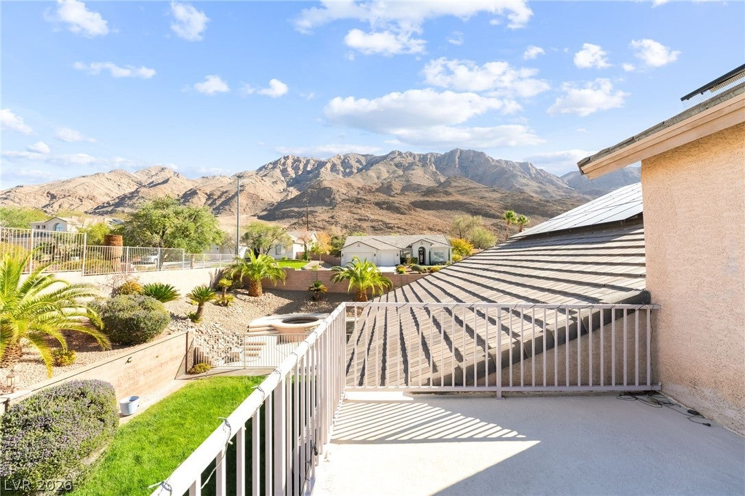 Las Vegas, Nevada, 89110, United States, 6 Bedrooms Bedrooms, ,3 BathroomsBathrooms,Residential,For Sale,1987091