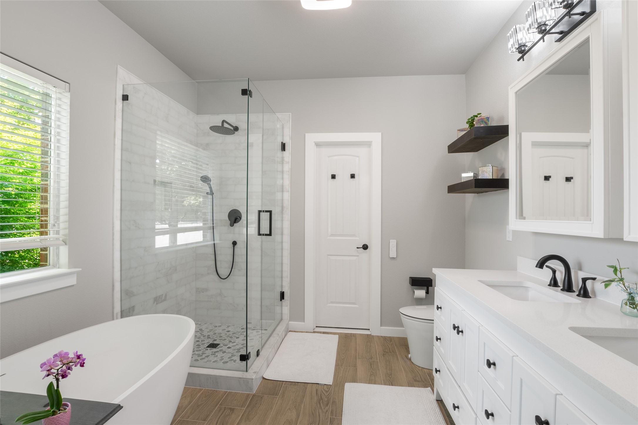 Rockwall, Texas, 75087, United States, 4 Bedrooms Bedrooms, ,3 BathroomsBathrooms,Residential,For Sale,1963763