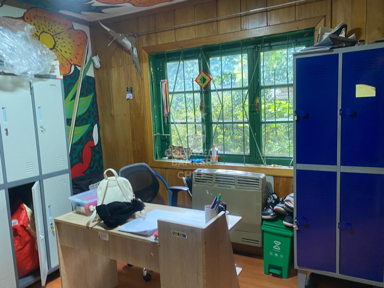 Puerto Montt, Chile, 6 Bedrooms Bedrooms, ,3 BathroomsBathrooms,Residential,For Sale,1971568