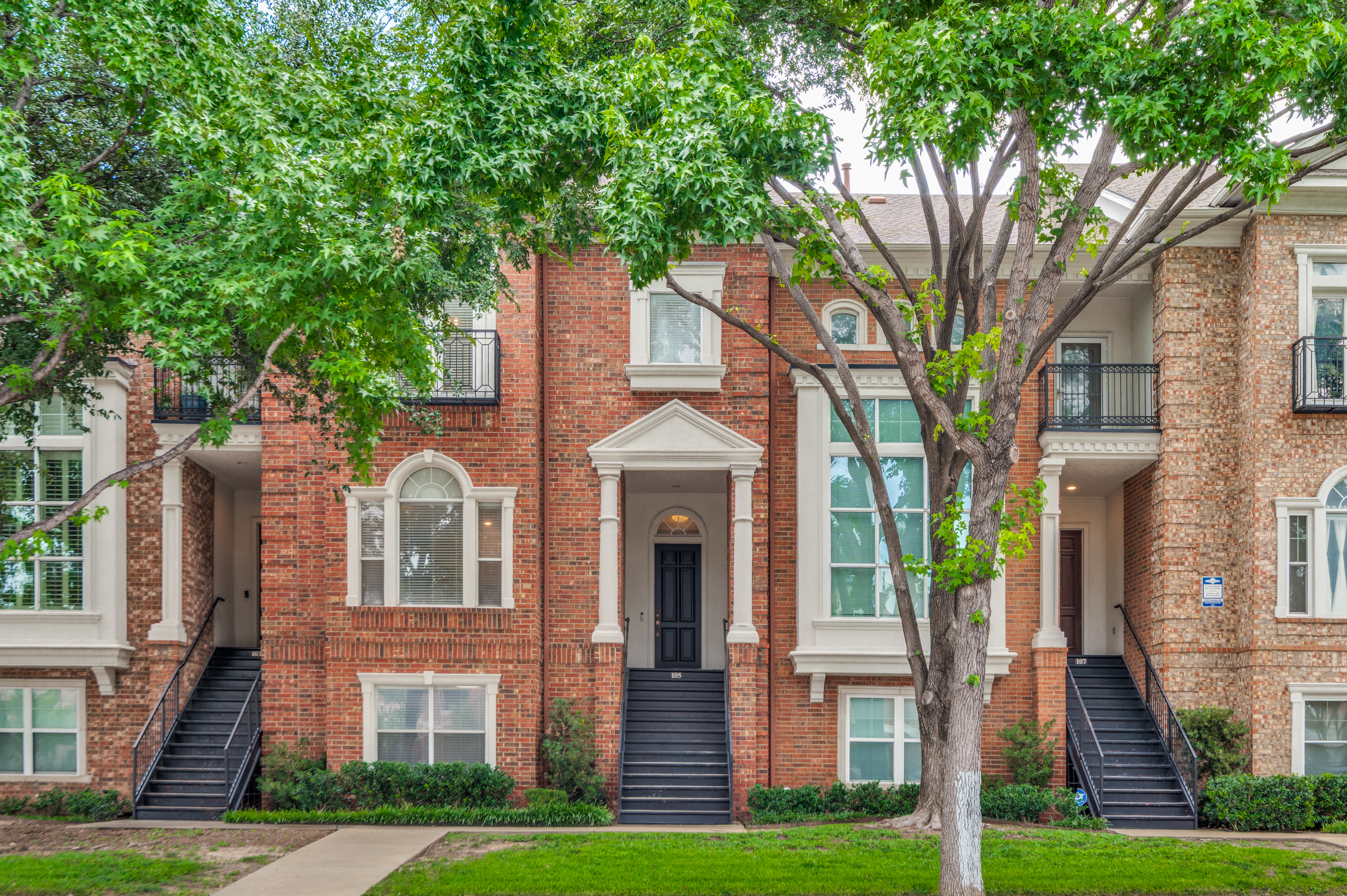  2205 Canton Street #105 - 物件實景