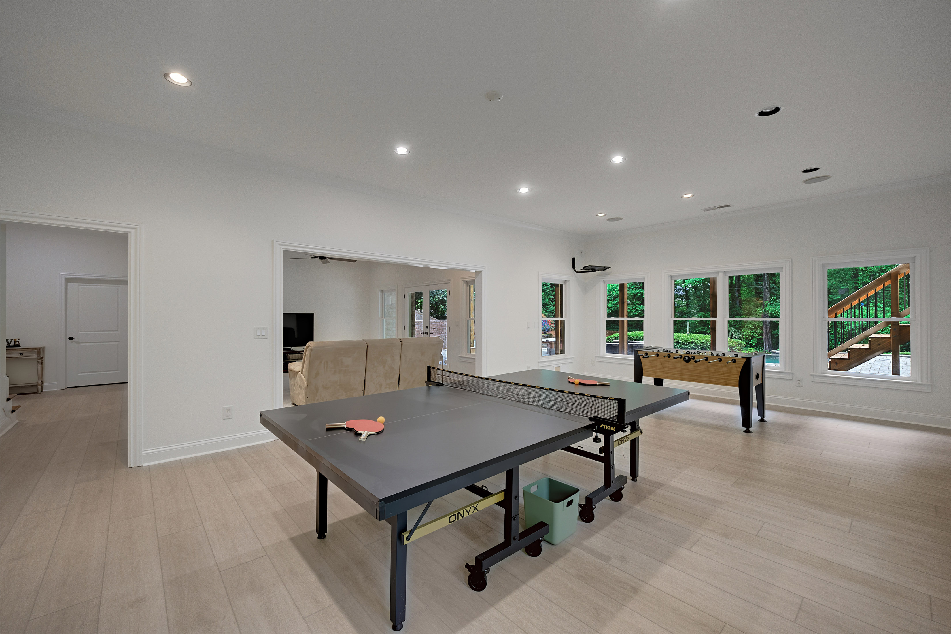  Stunning European-inspired Home on Private, Wooded Lot in East Cobb - 物件實景