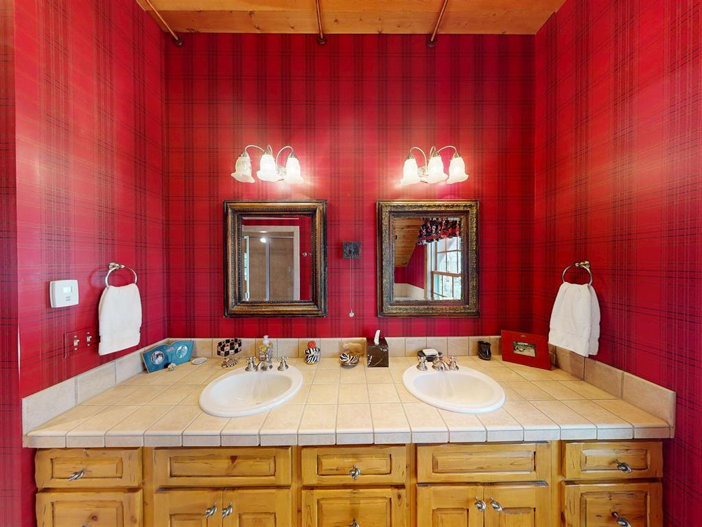Crested Butte, Colorado, 81224, United States, 5 Bedrooms Bedrooms, ,5 BathroomsBathrooms,Residential,For Sale,1839929