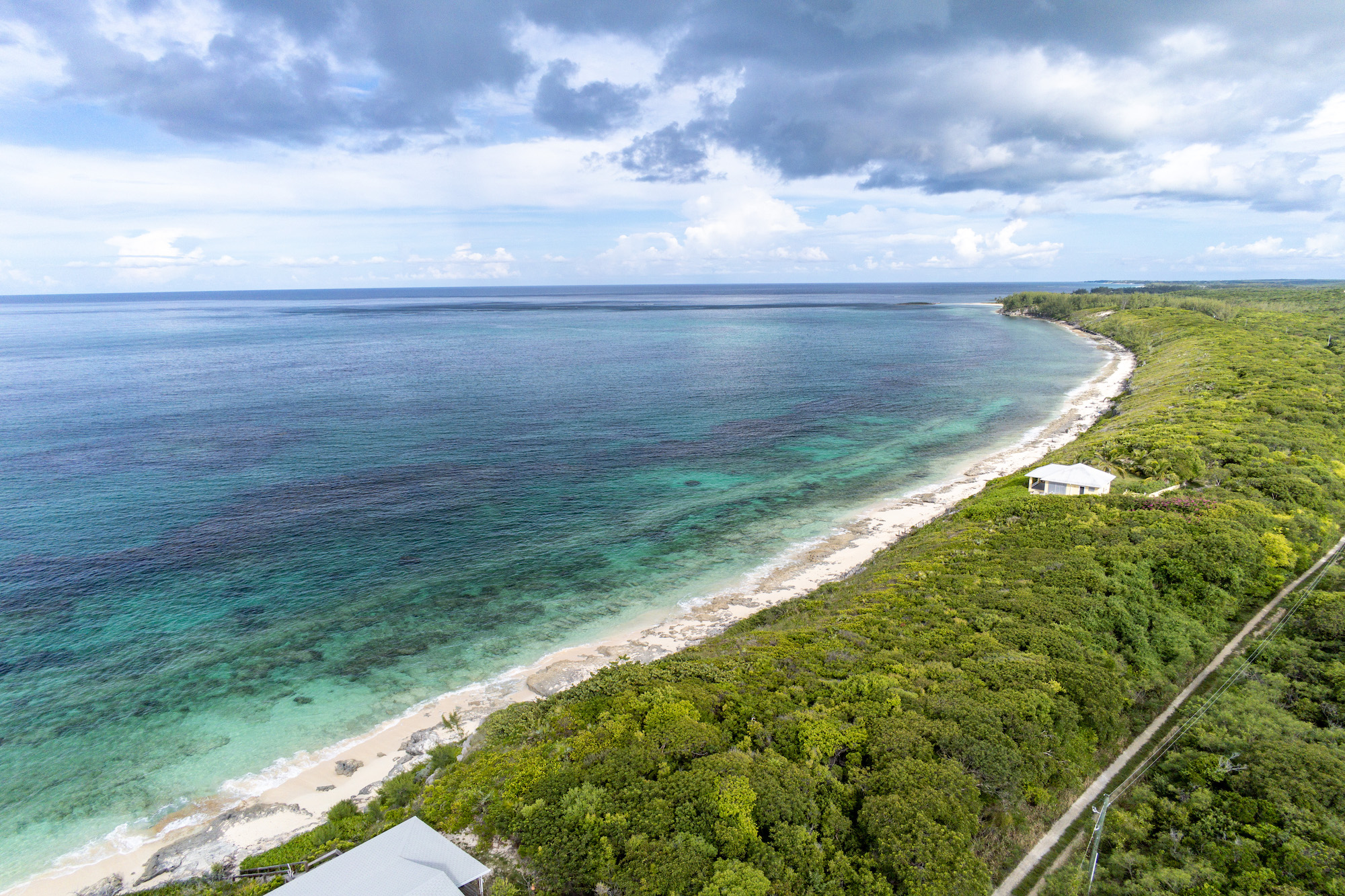  14.085 Acreage  North of Governors Harbour - 物件實景