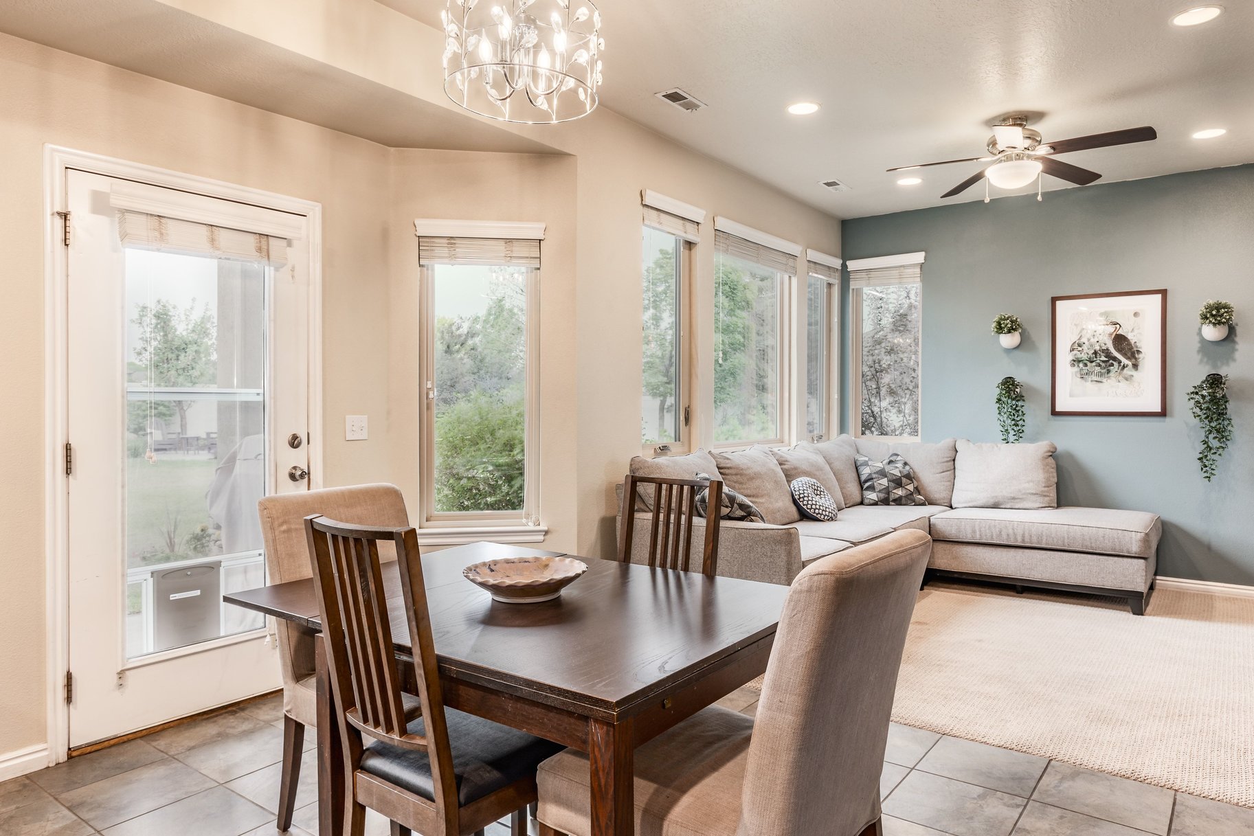  Backyard Oasis with Views and Trail Access in North Salt Lake - 物件實景