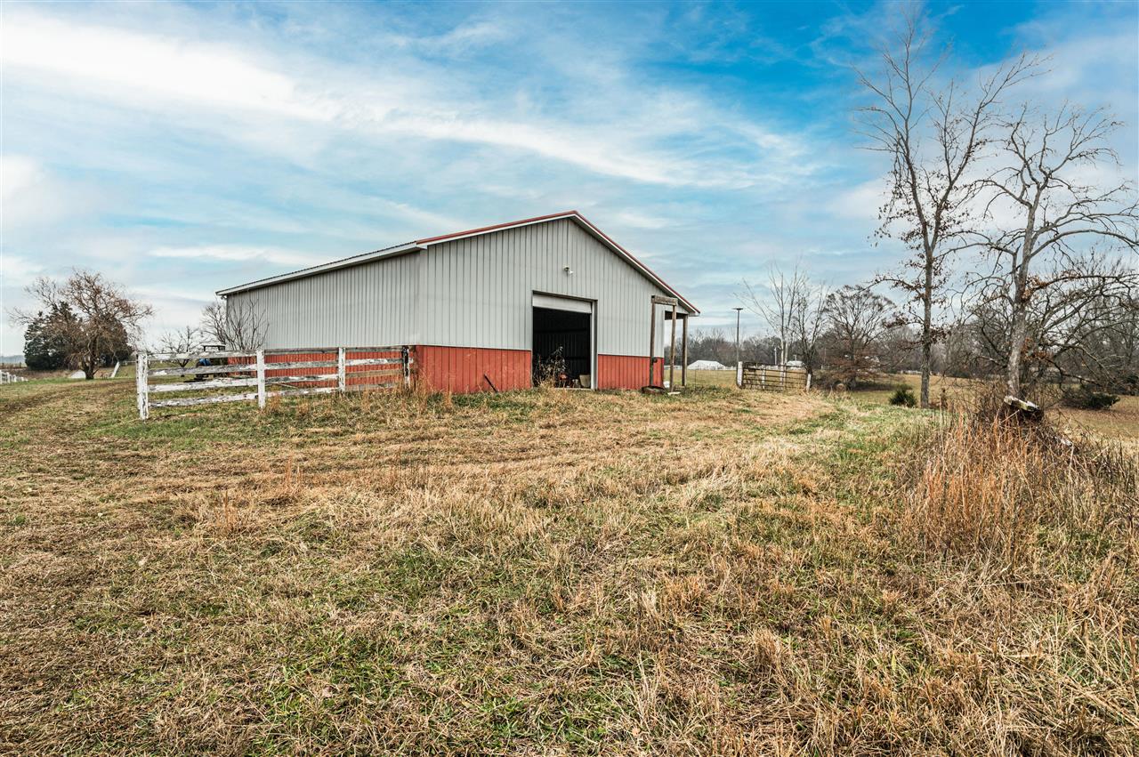 Scottsville, Kentucky, 42164, United States, 4 Bedrooms Bedrooms, ,4 BathroomsBathrooms,Residential,For Sale,2001662